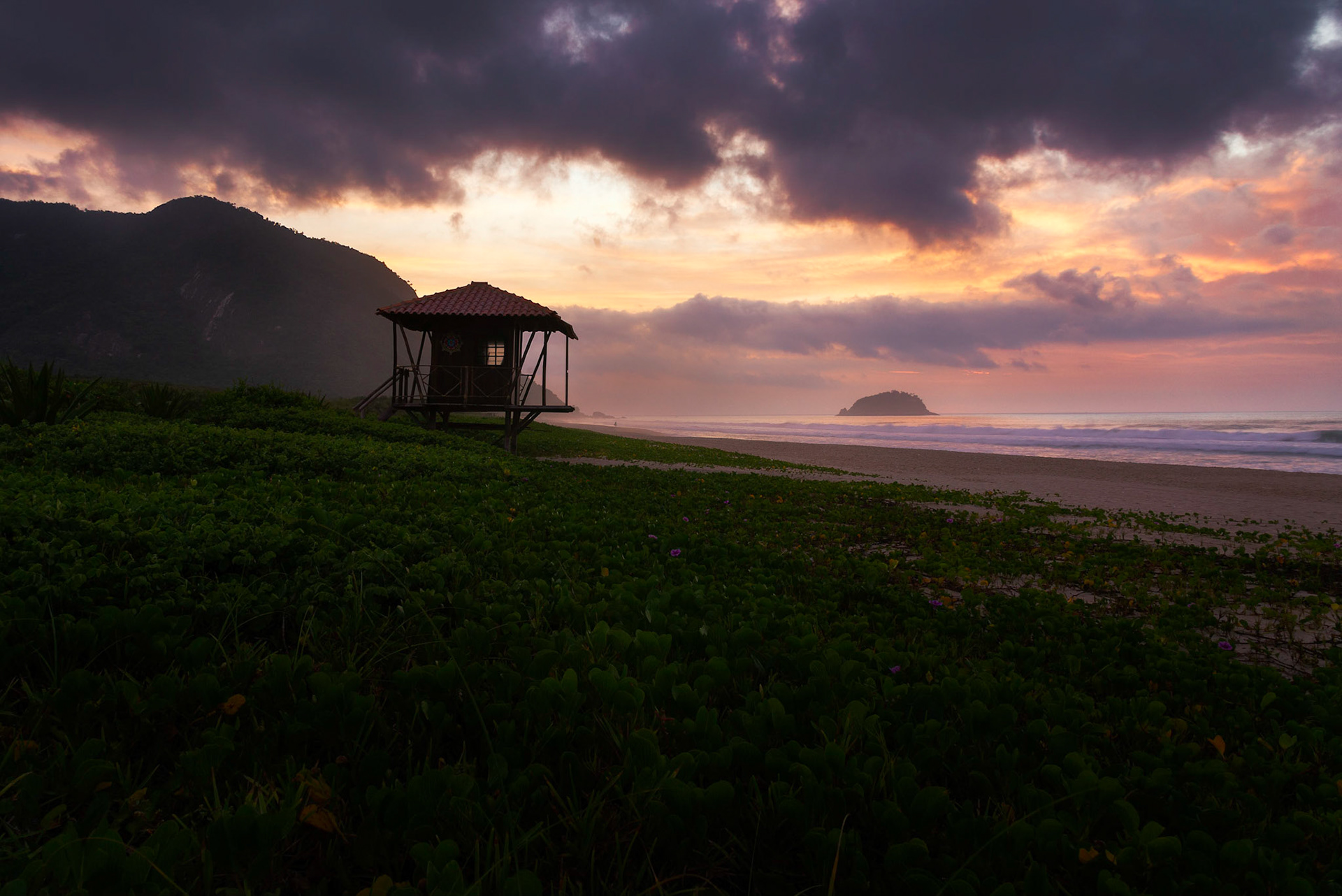 Sunrise @ #Grumari #Beach #RiodeJaneiro #Brazil