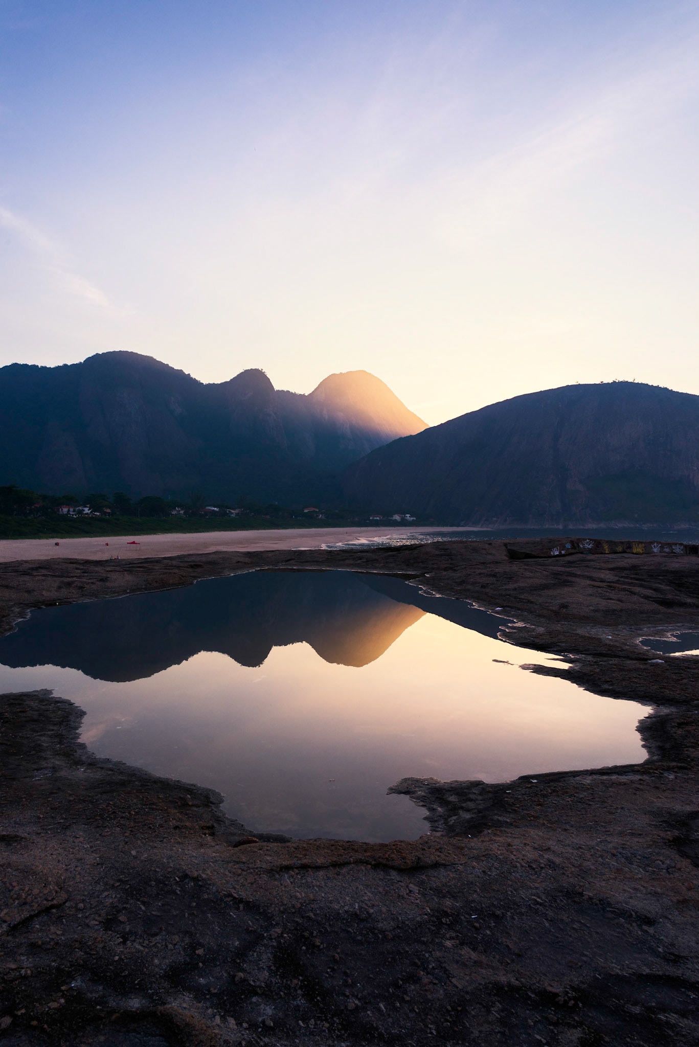 Dawn @ Itacoatiara, Niteroi - Rio de Janeiro - Brazil