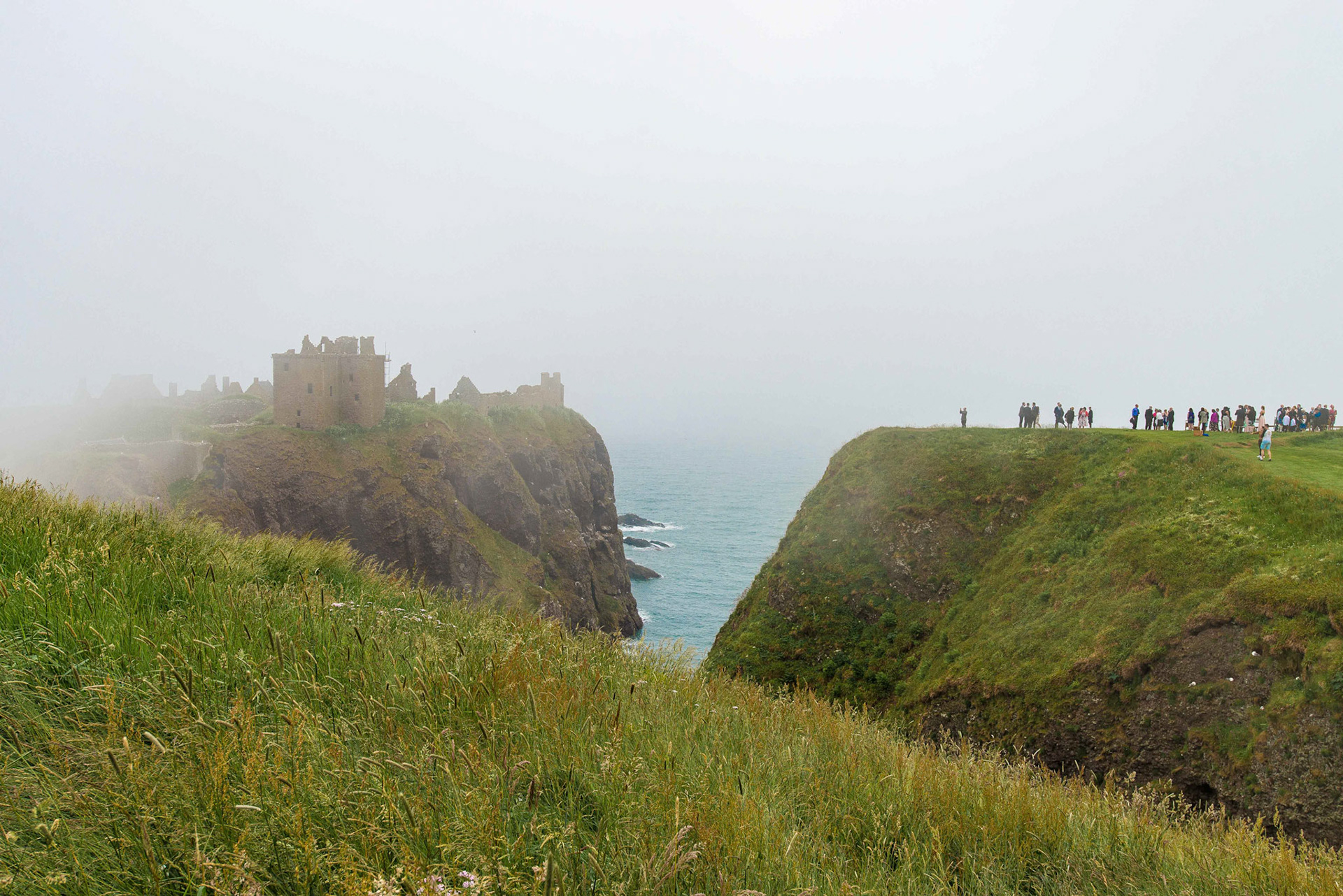 Wedding on Cliffs by Dunnottar Castle