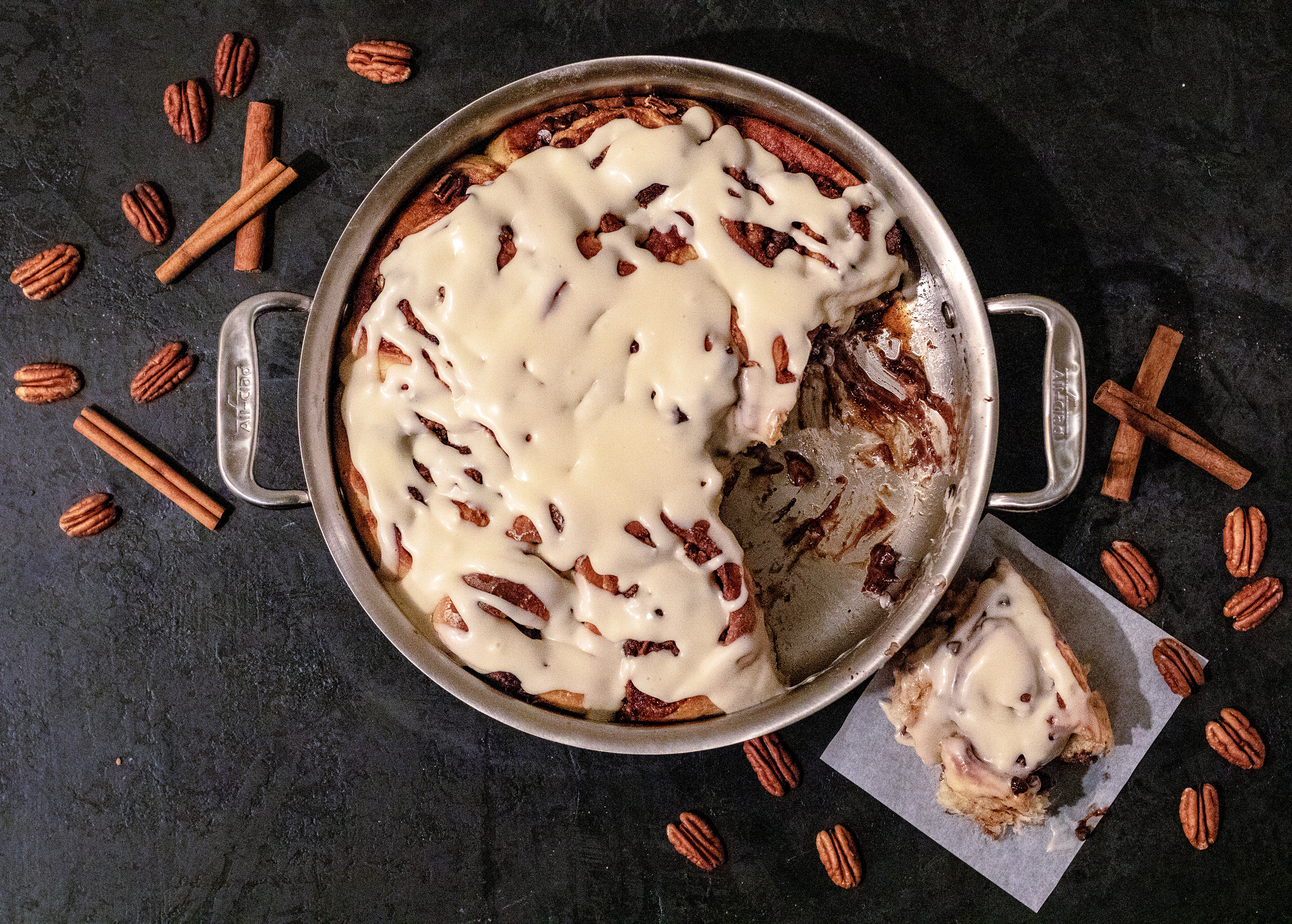 chocolate chip pecan cinnamon rolls with mascarpone icing
