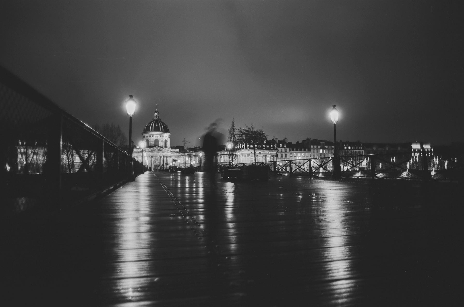 December Paris