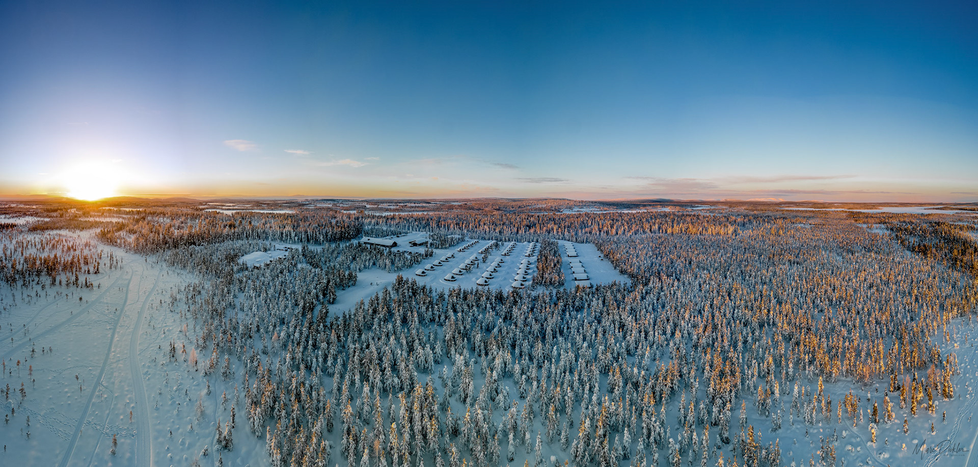 Northern Lights Village Levi Lappland Finnland 1/23