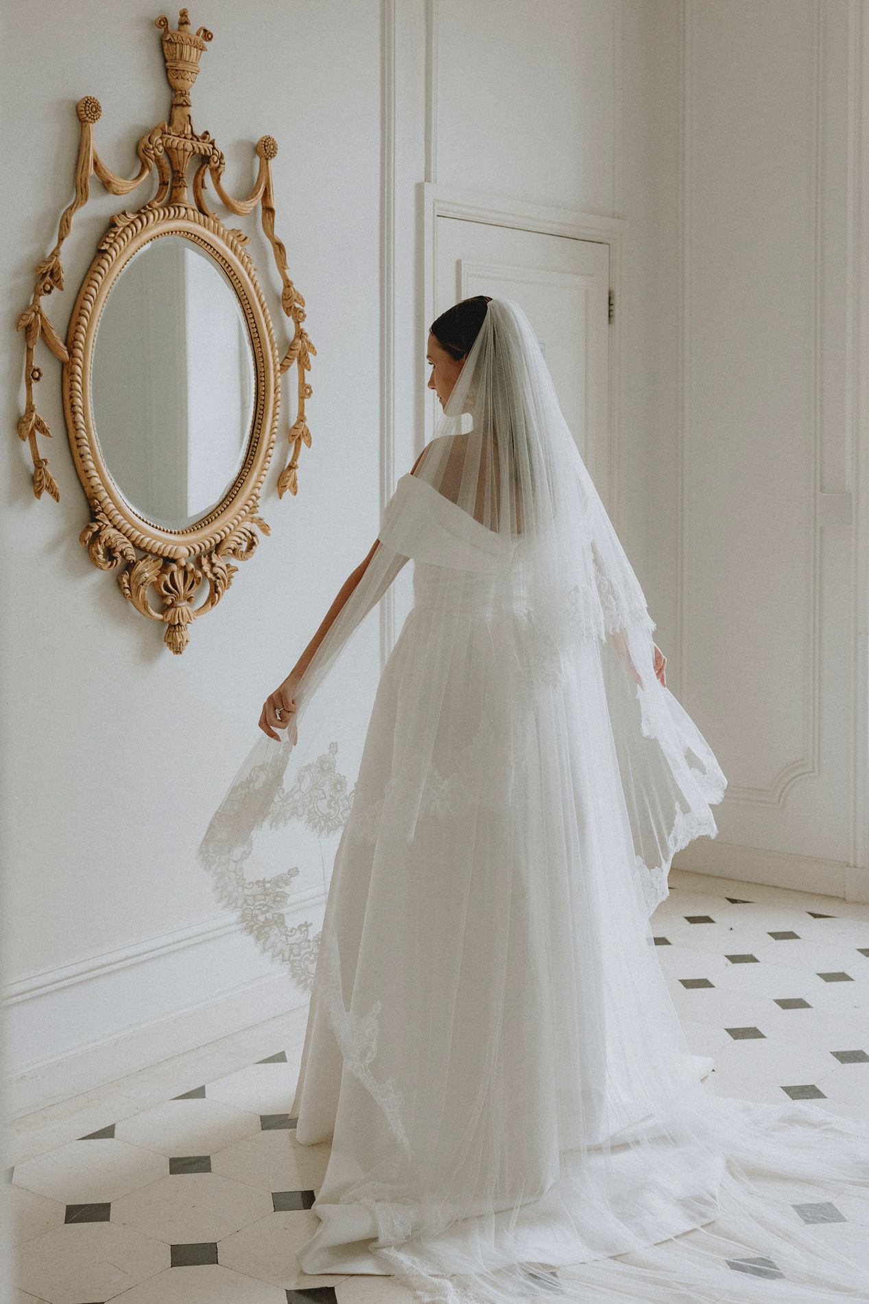 Julie - @french_wedding_photographer