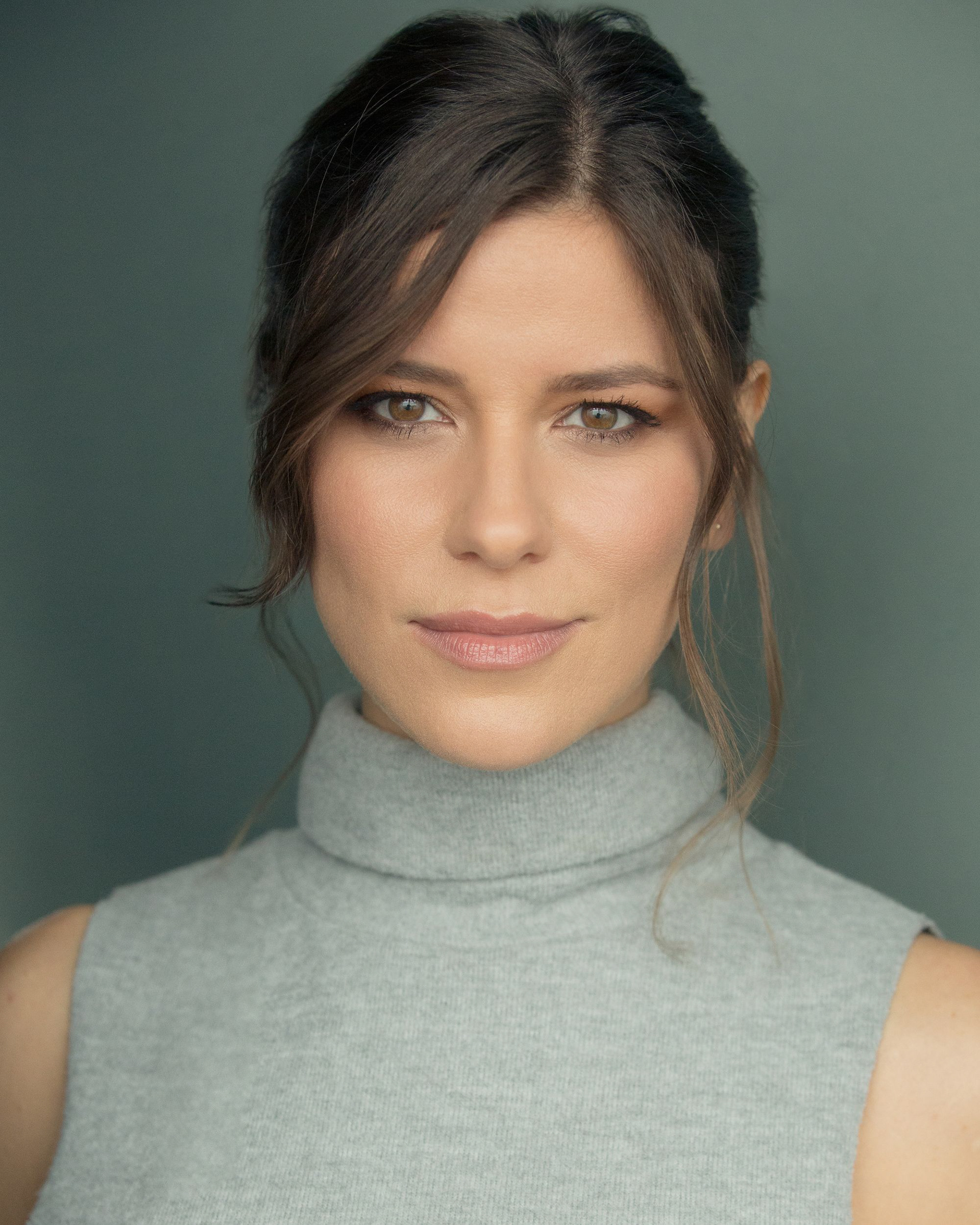 Fernanda Peviani - Headshot 3