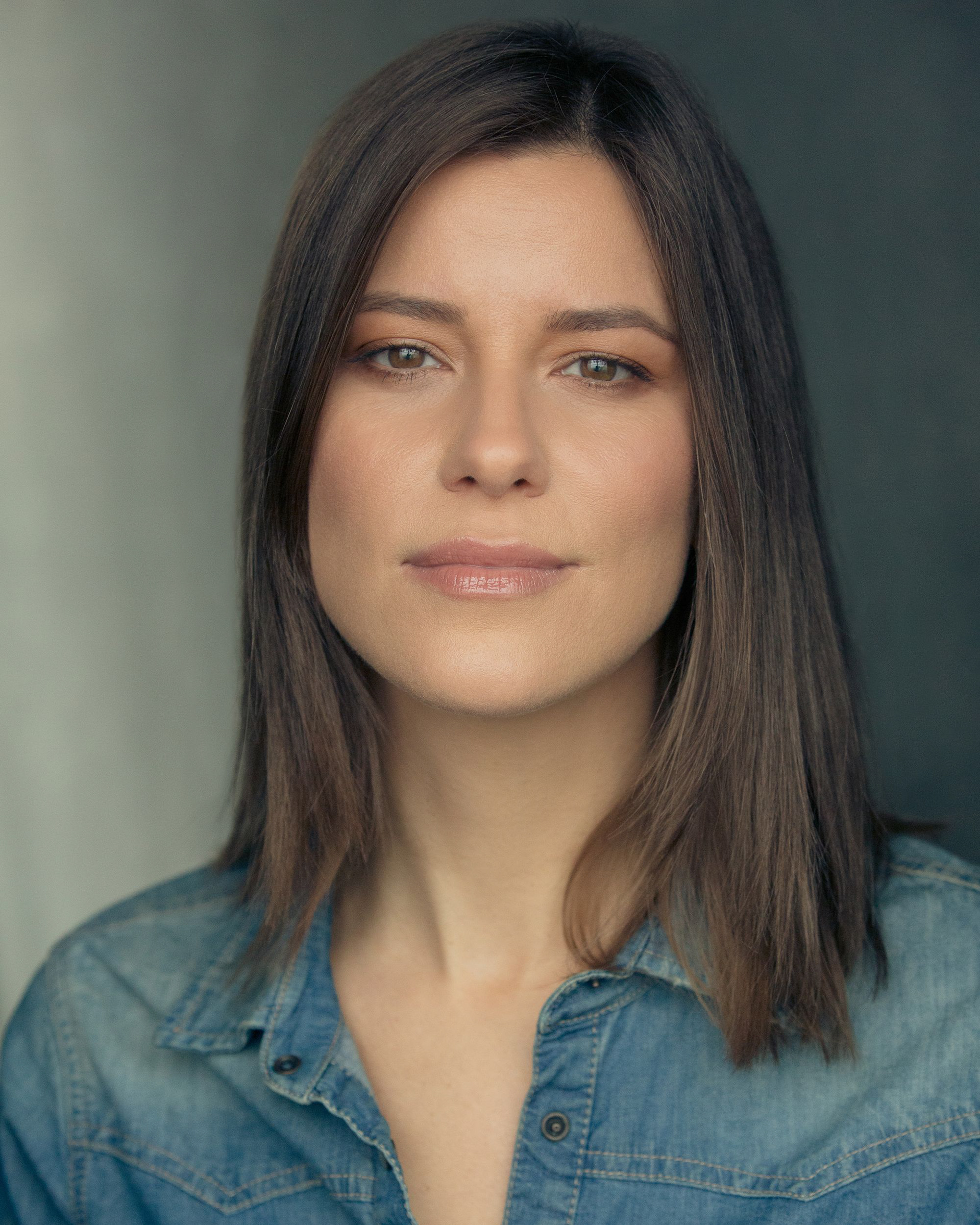 Fernanda Peviani - Headshot 1