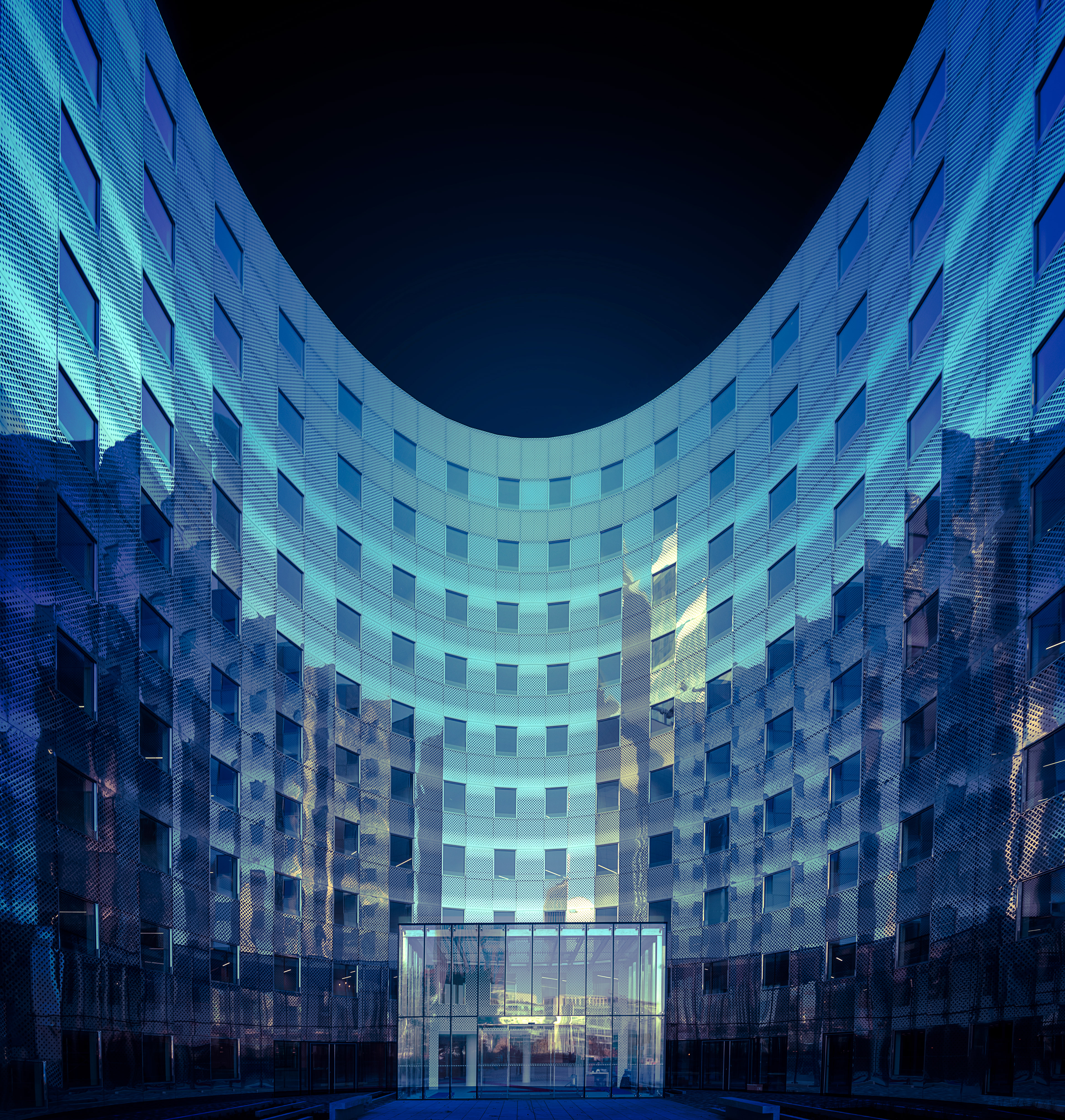 Curve - Paris