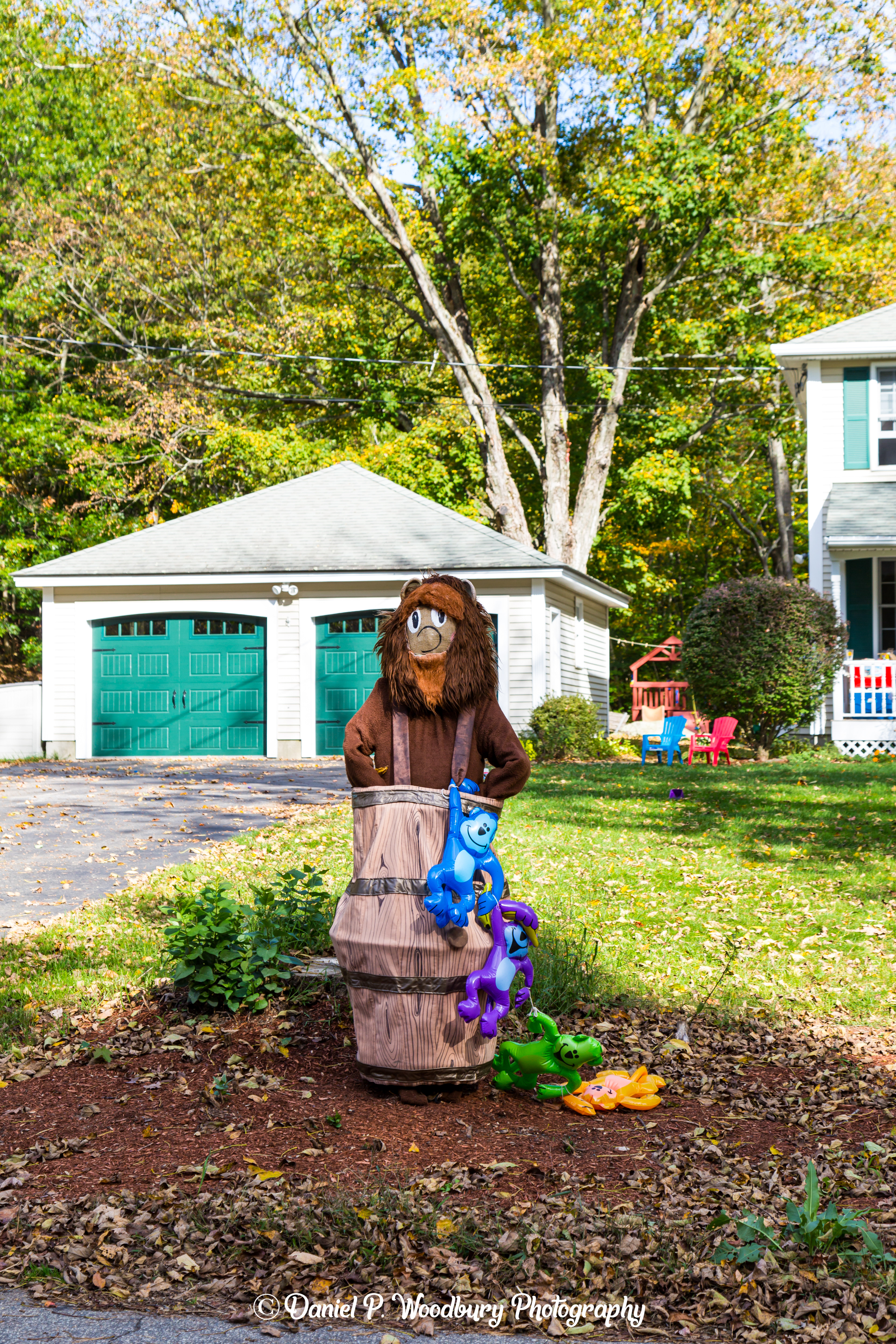 Barrel Of Monkeys Scarecrow