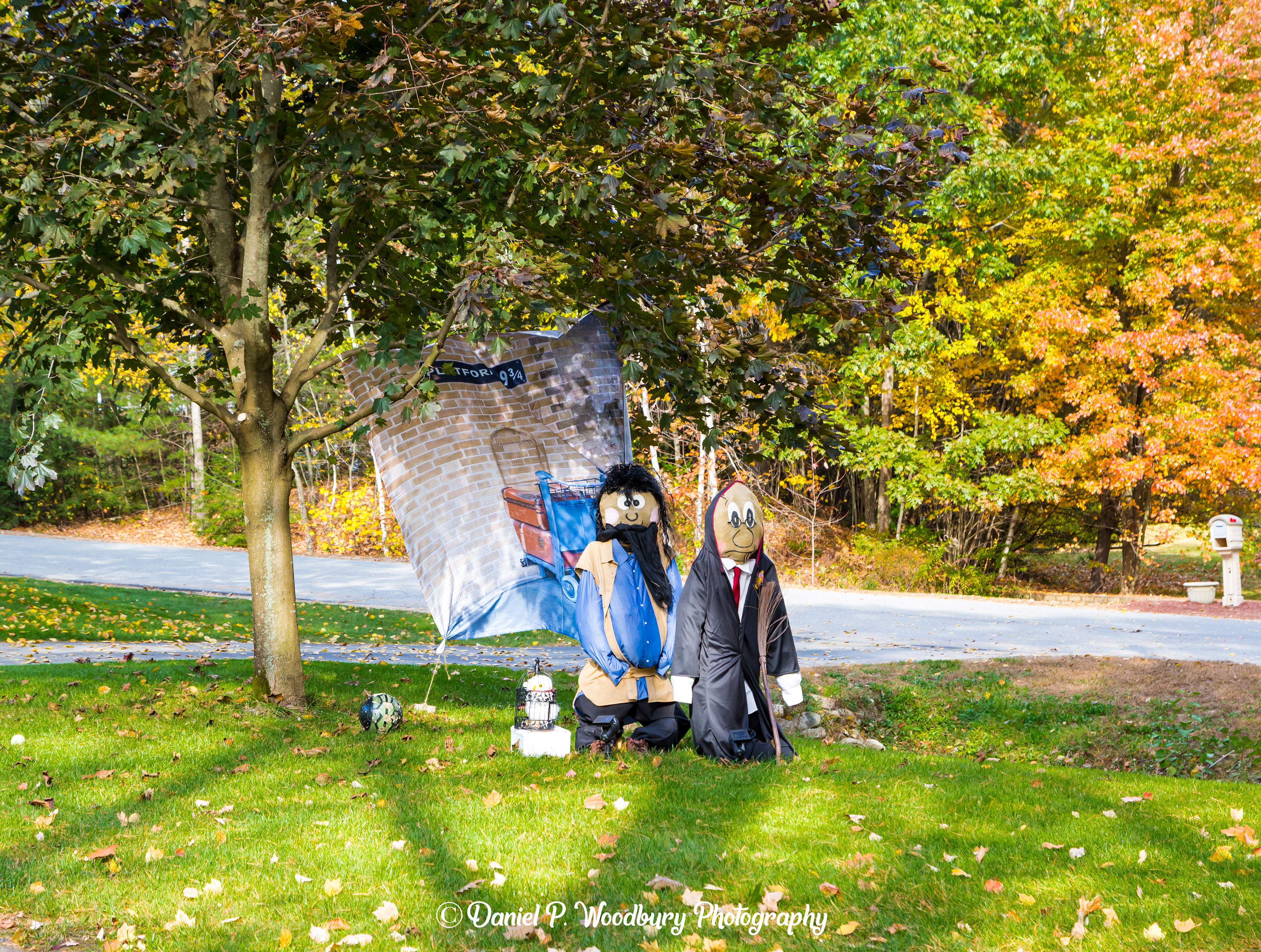 Inn Keepin' Scarecrows