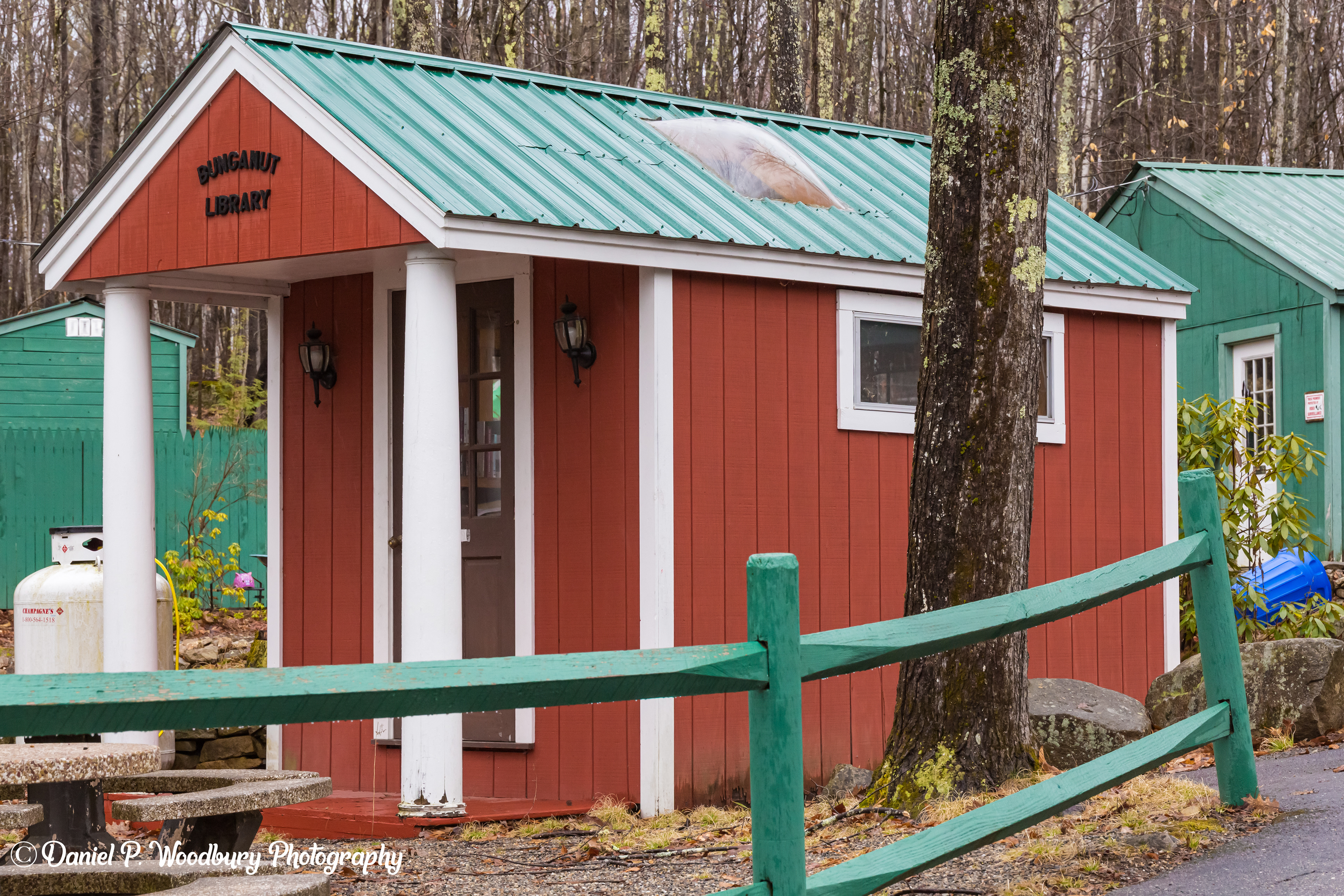 Bunganut Lake Camping Area - Library