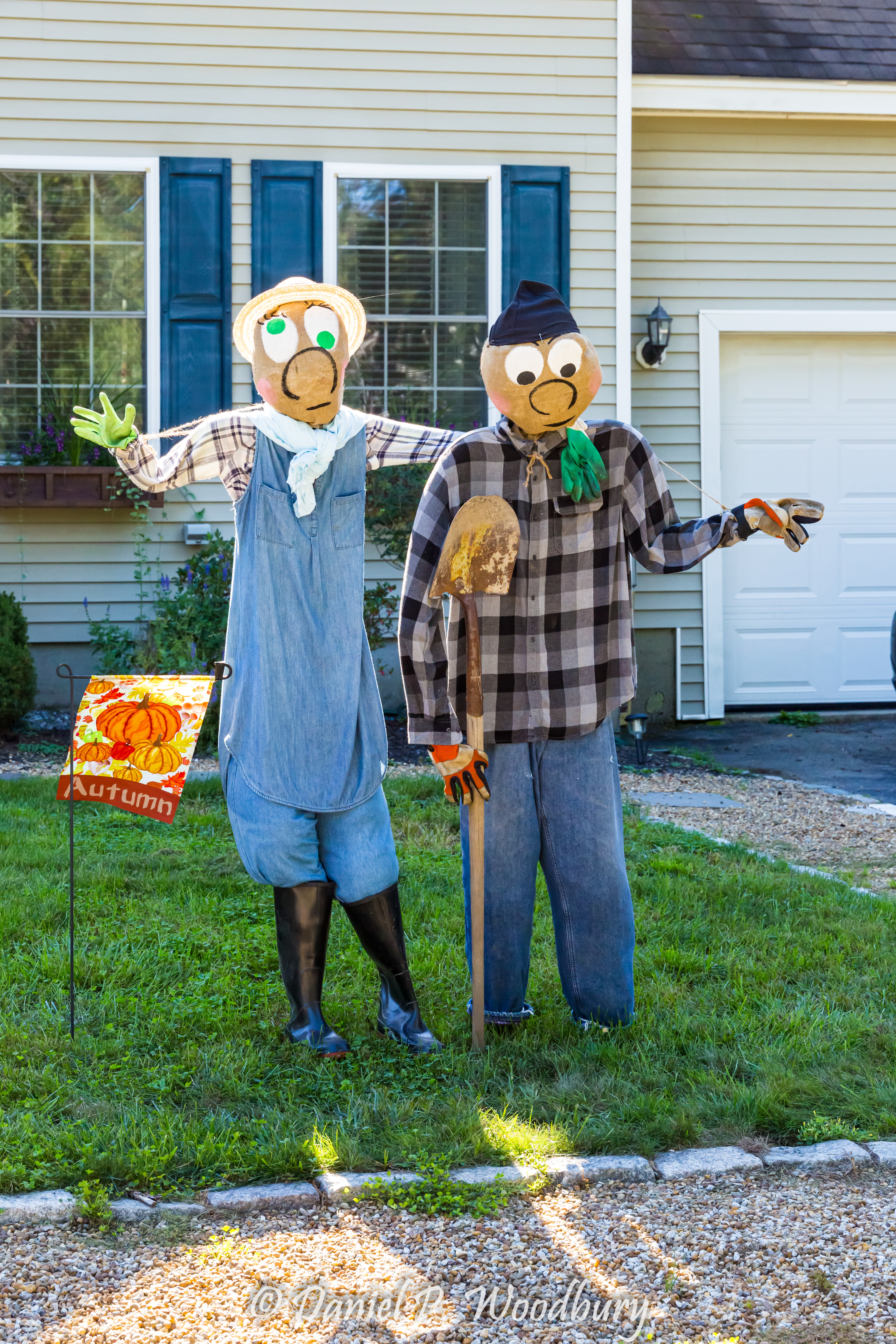 Wavin' Scarecrows