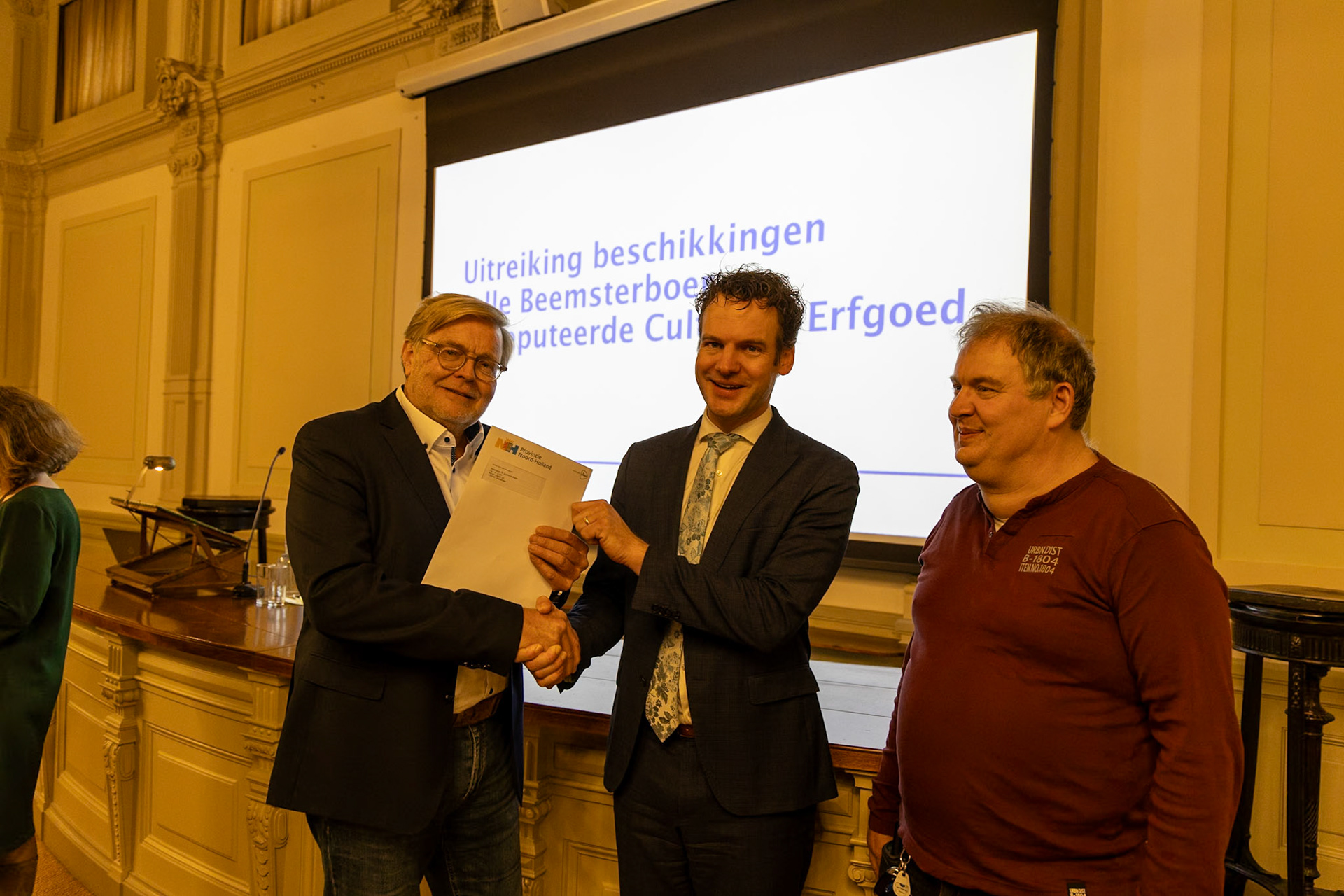 Uitreiking door Jelle Beemsterboer