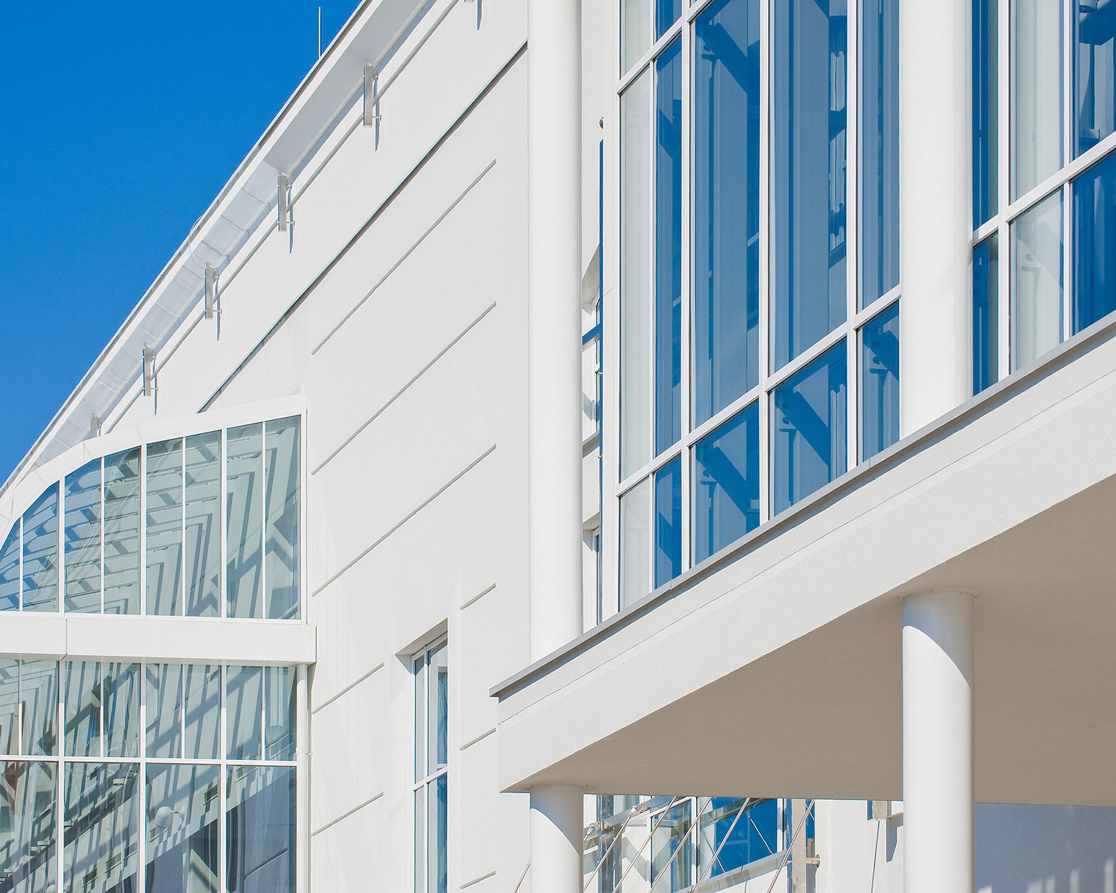 Wykonanie zdjęć architektury dla producenta tynków i ociepleń budynków. 