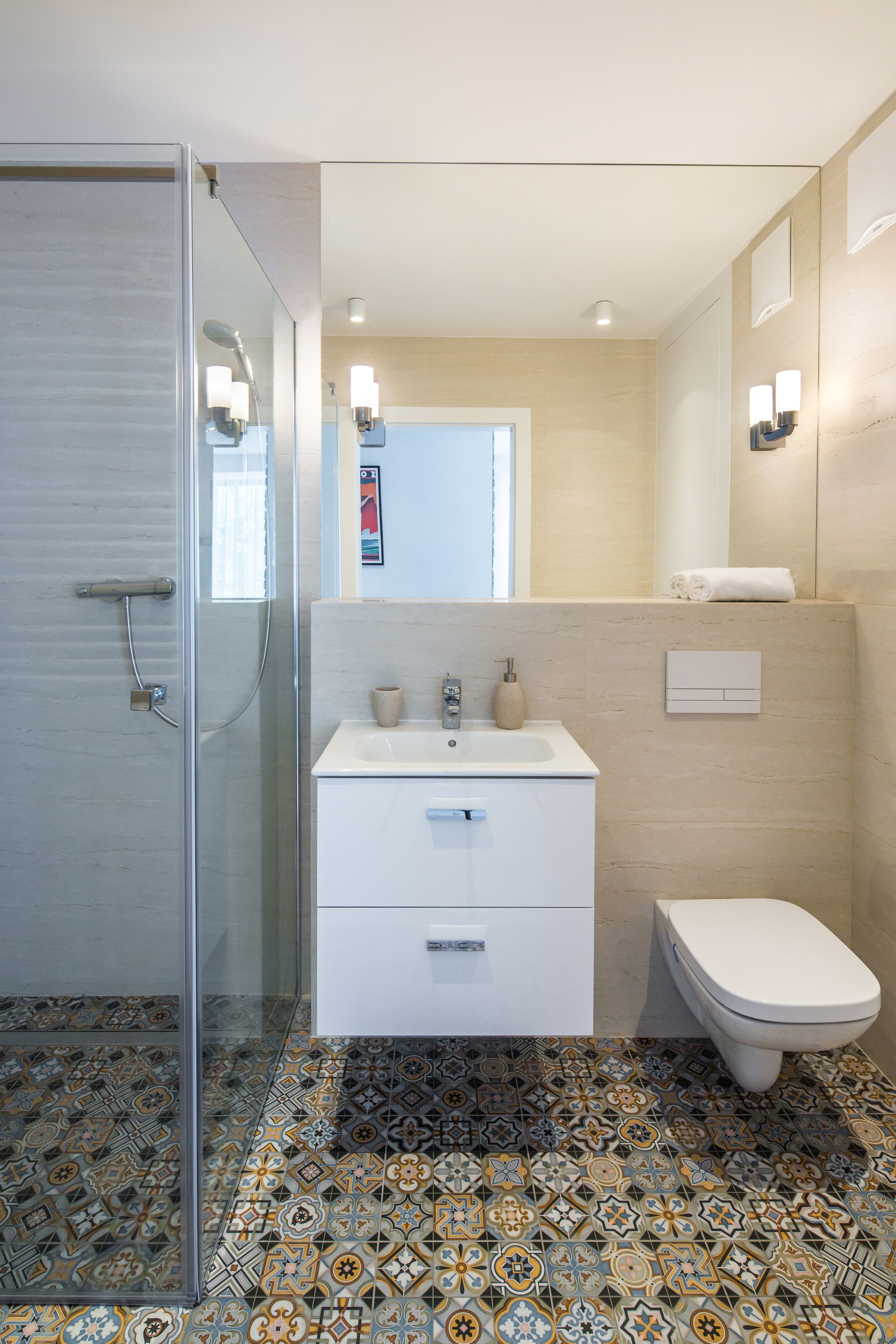 Zdjęcia wnętrz apartamentu na wynajem Victoria Residence w Sopocie.