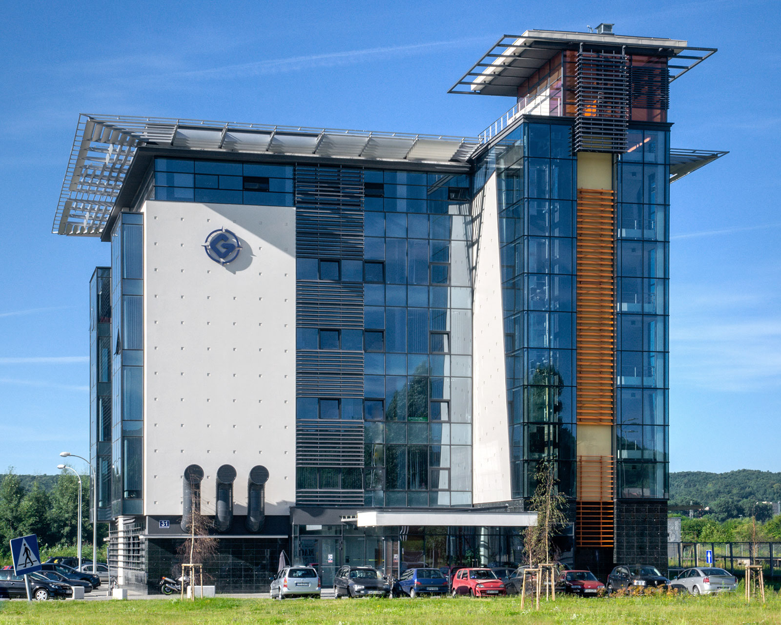 Wykonanie zdjęć architektury dla producenta tynków i ociepleń budynków. 