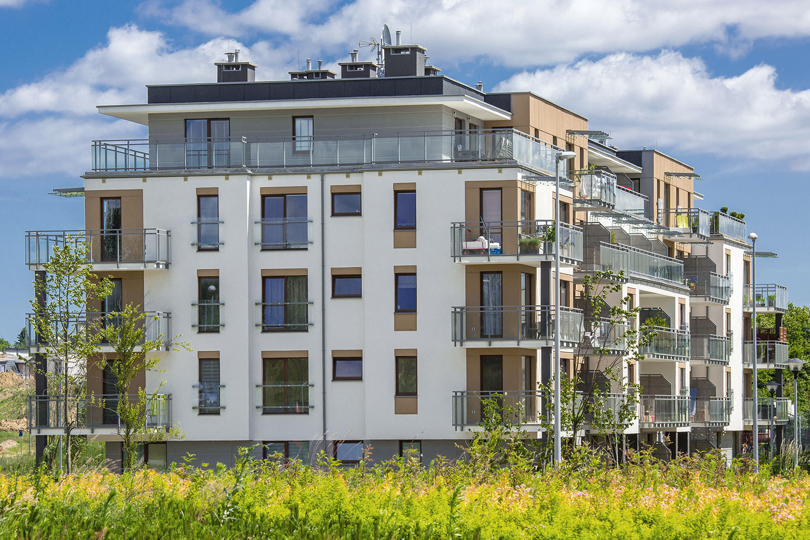 Kompleksowe sesje zdjęciowe trzech osiedli mieszkaniowych Alfa Park w Gdańsku wykonane dla dewelopera.