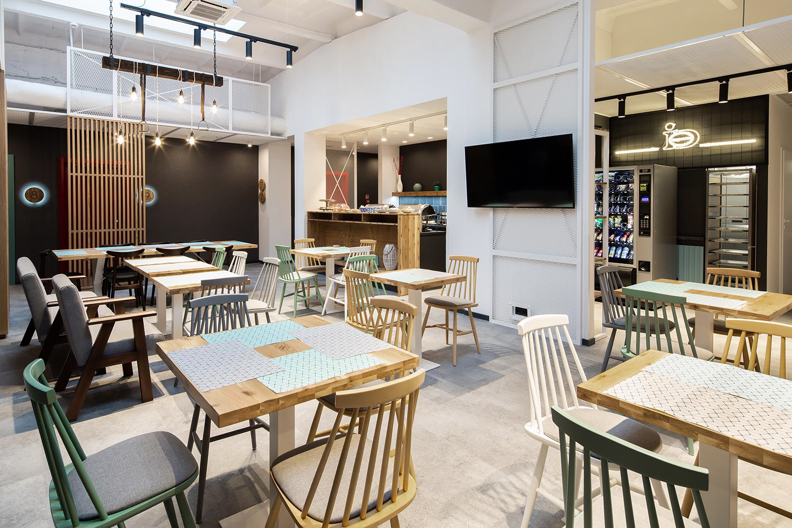 Fotografie wnętrz pomieszczeń komercyjnych hotelu Darboven zlokalizowanego koło Gdyni.  