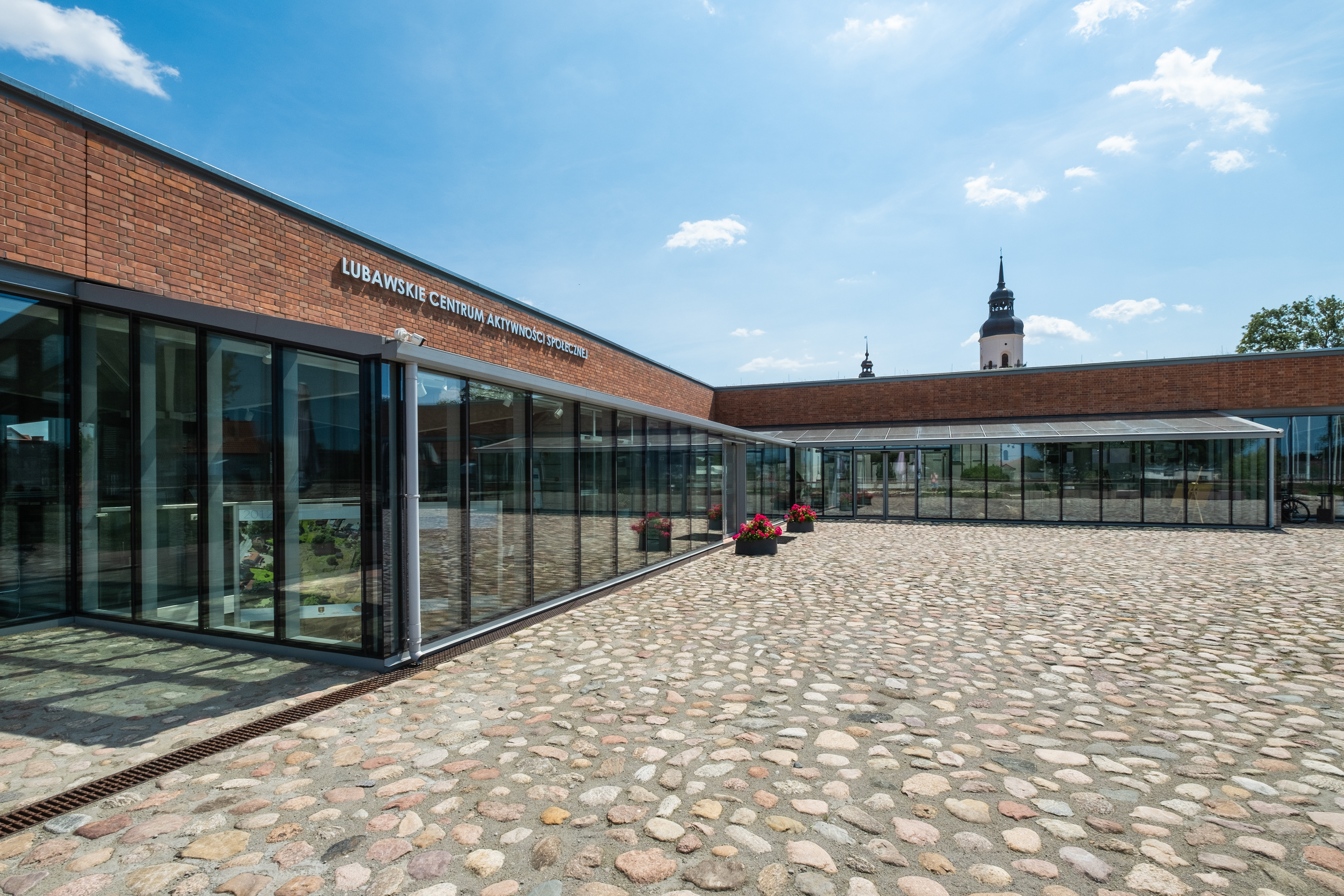 Sesja zdjęciowa wnętrz Lubawskiego Centrum Aktywności.