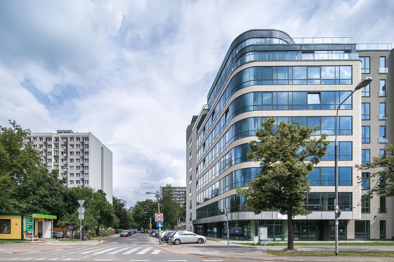 Sesja zdjęciowa biurowca Corner House w Warszawie.