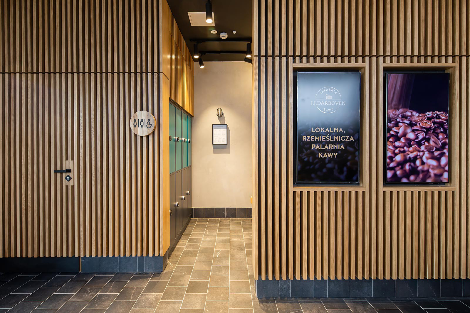 Fotografie wnętrz pomieszczeń komercyjnych hotelu Darboven zlokalizowanego koło Gdyni.  