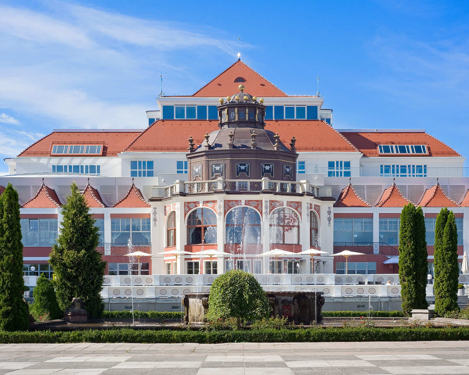 Wykonanie zdjęć architektury dla producenta tynków i ociepleń budynków. 