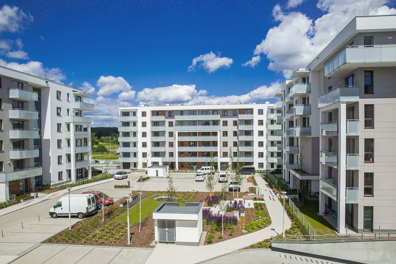 Kompleksowe sesje zdjęciowe trzech osiedli mieszkaniowych Alfa Park w Gdańsku wykonane dla dewelopera.