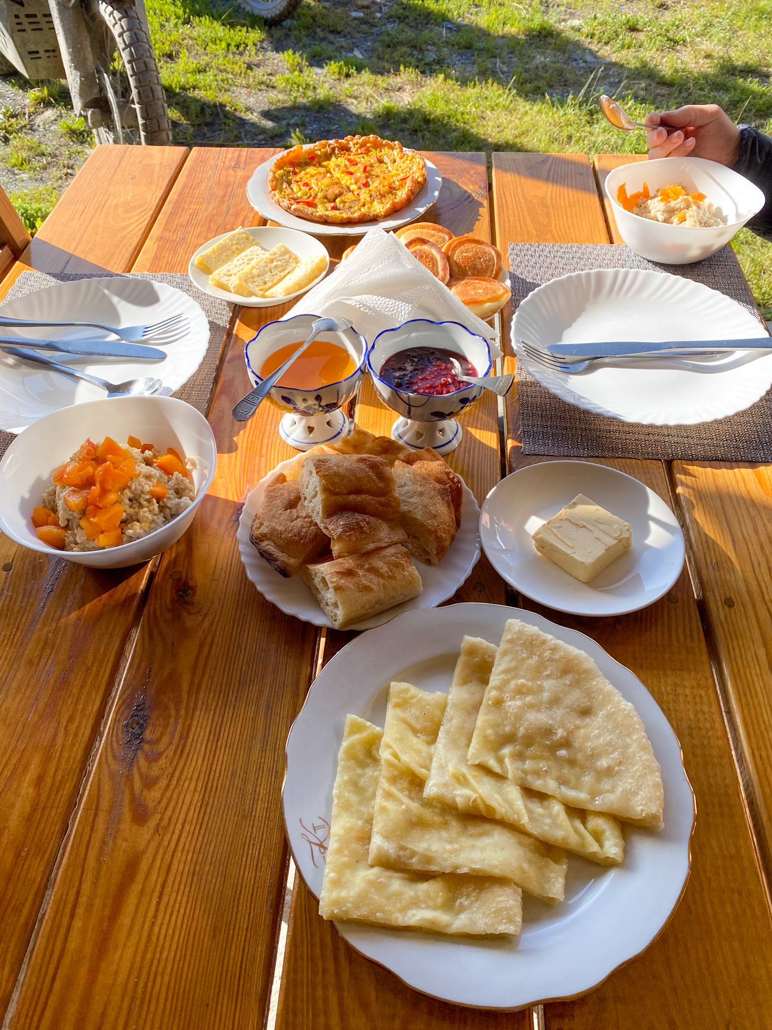 Delicious breakfast prepared by our hosts with the same stunning view...