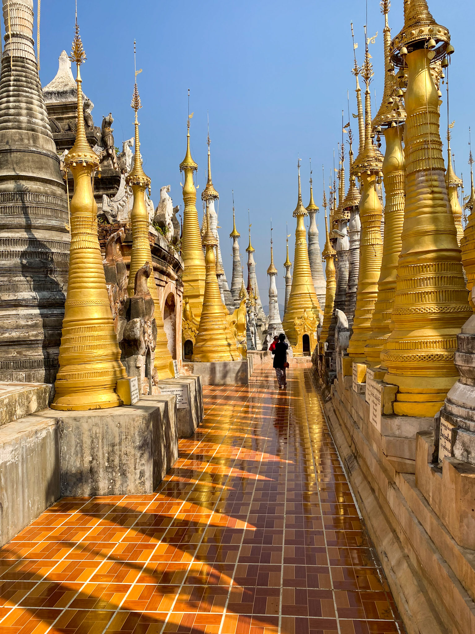 Inn Thein and its many, many pagodas tightly close to each other.