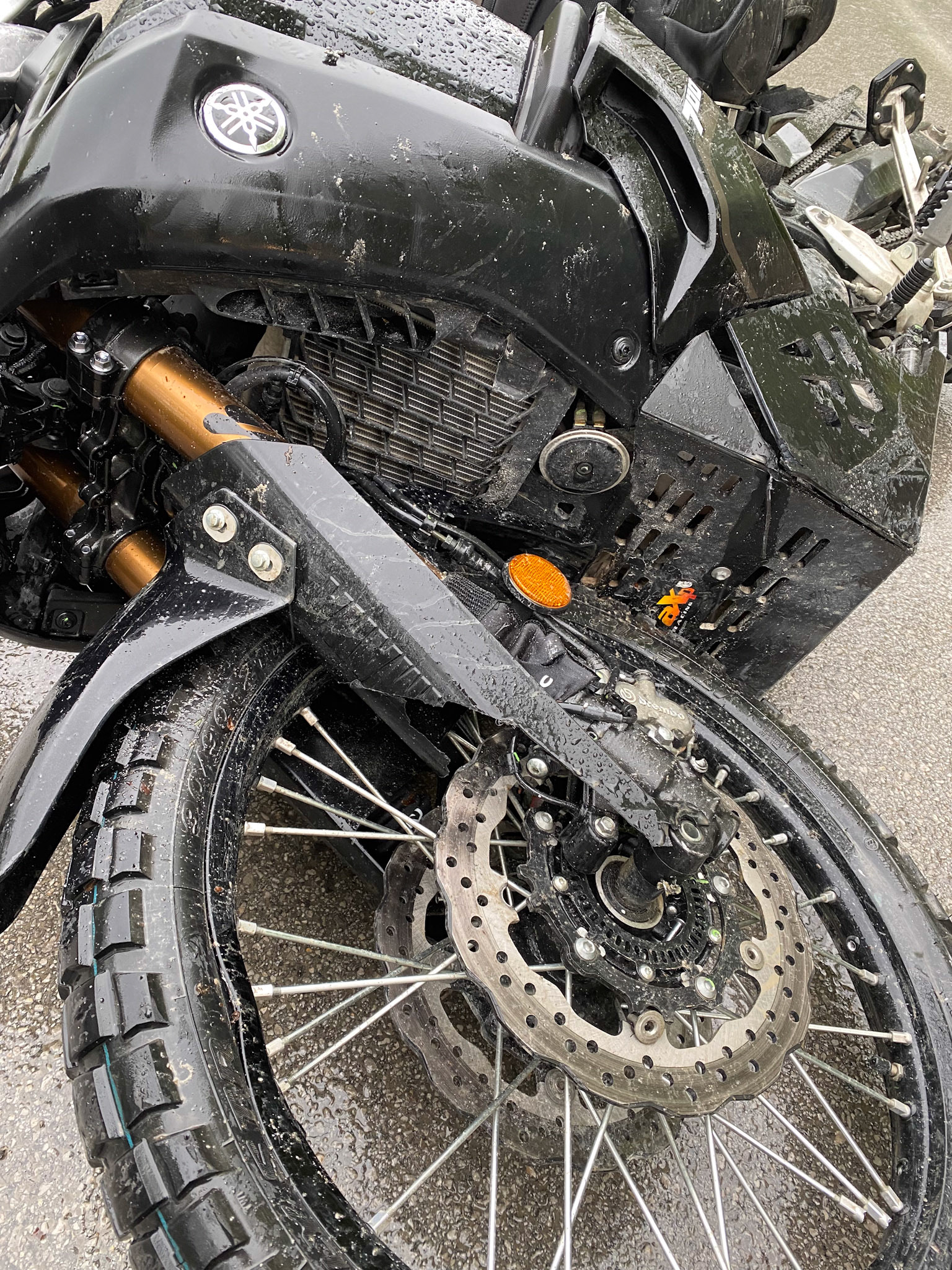 The whole front of the bike is completely destroyed...