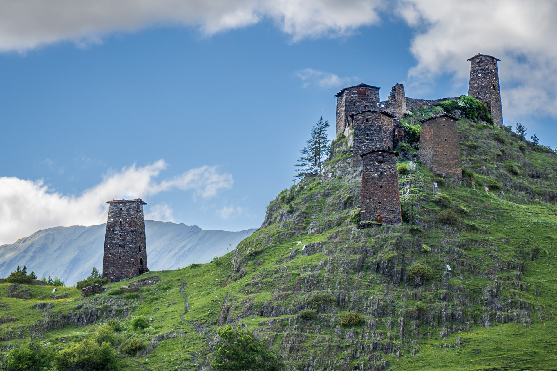 Similar towers but simpler than in Svaneti