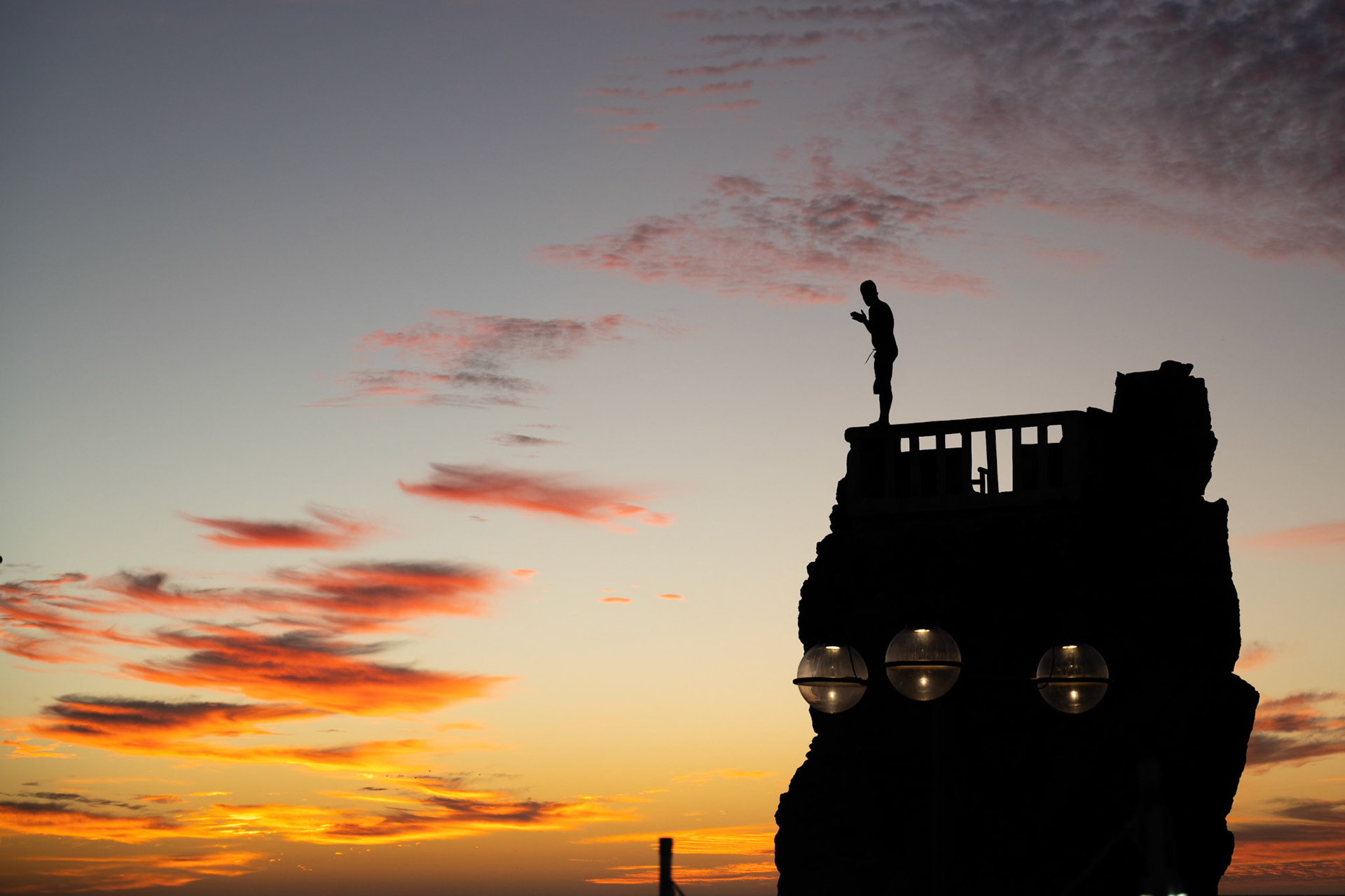 Man on the Malecon, not a statue