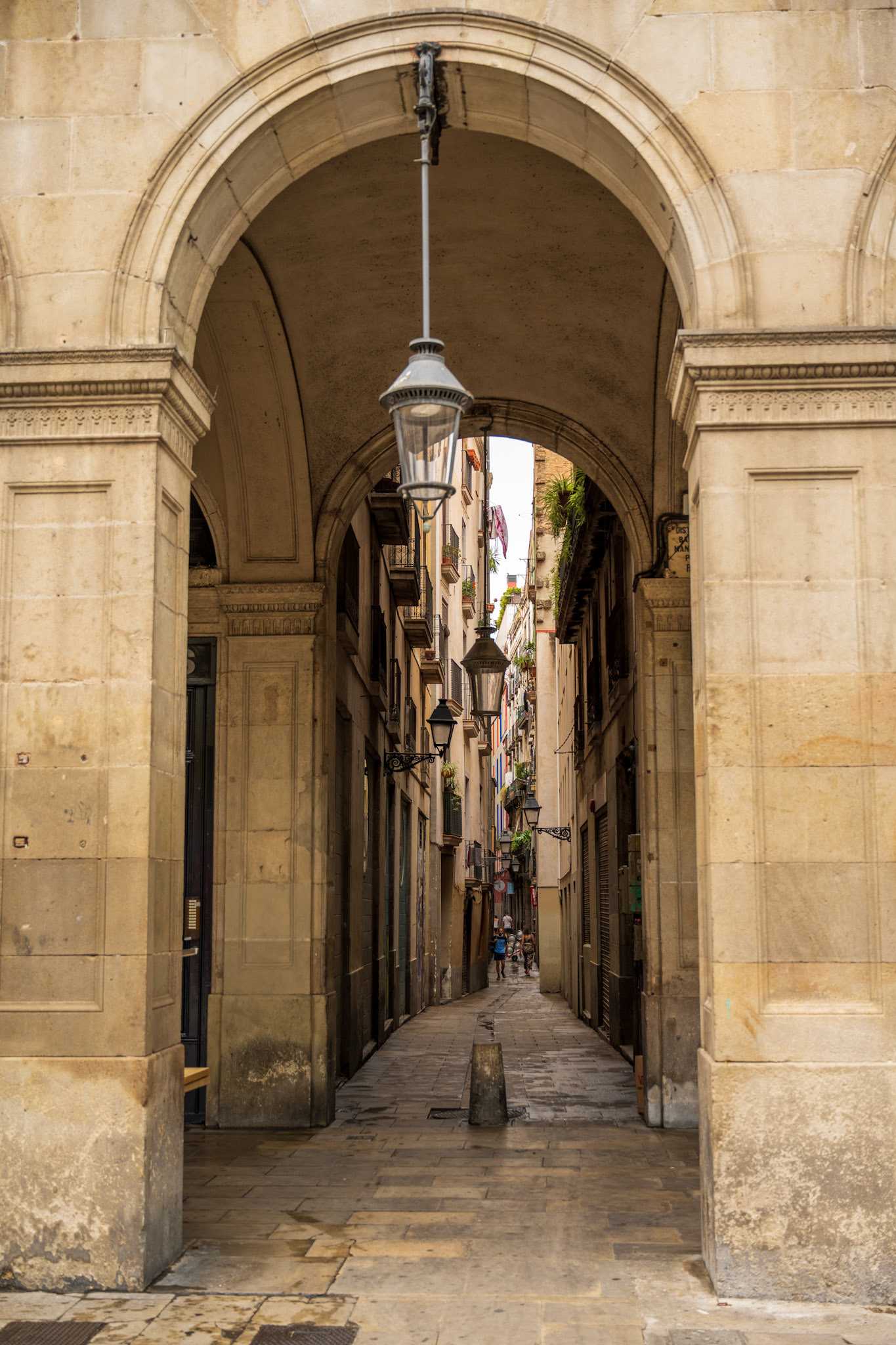 One of the alleys leading to the Royal Square