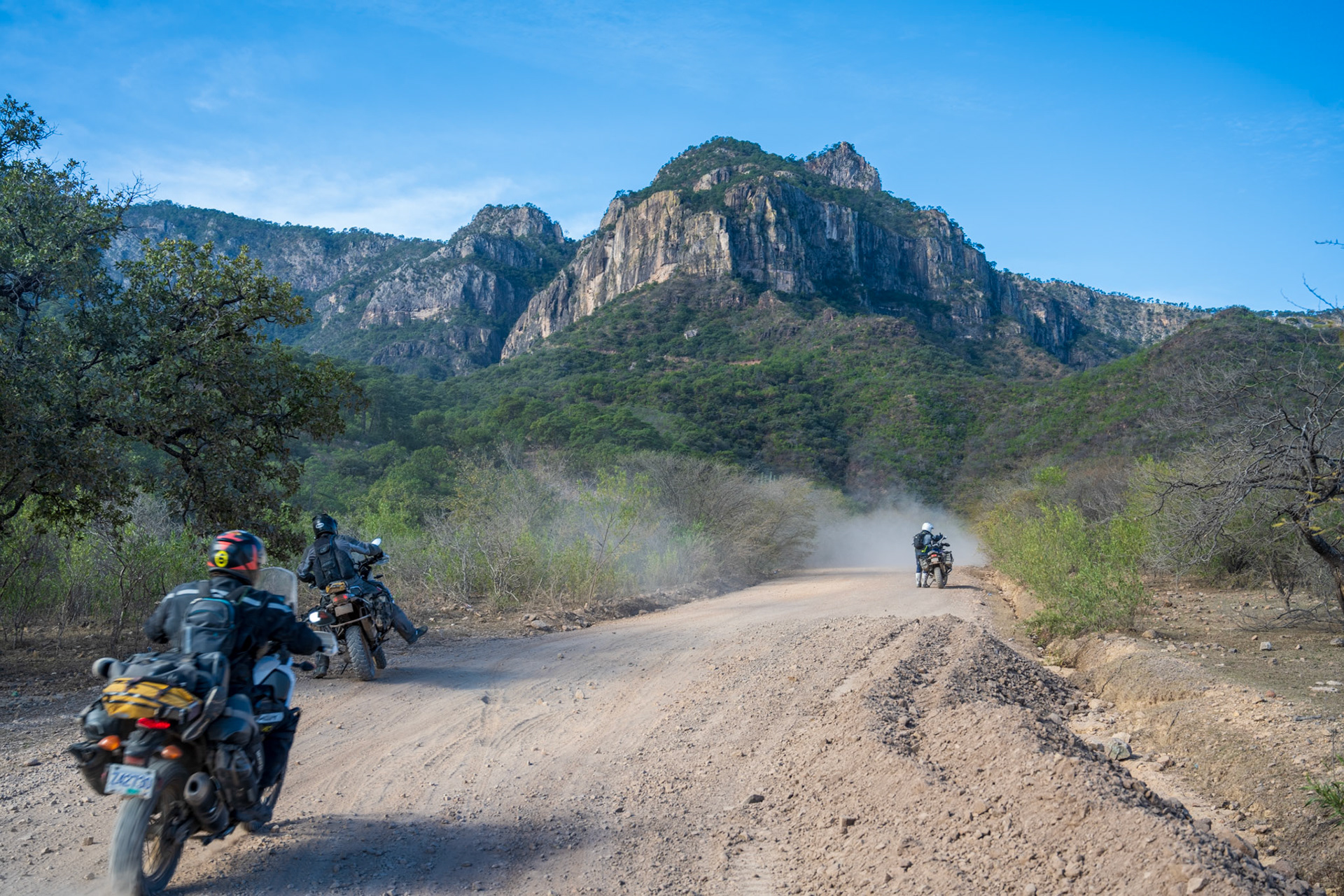 To our surprise (as we have not met any motorcycle traveler so far) we see 3 big adventure bikes in Chinipas! We meet Jason & Mick on BMW1250s and another Jason on a KTM 1290. They look the part and know Copper Canyon very well so we ride together the next morning.
