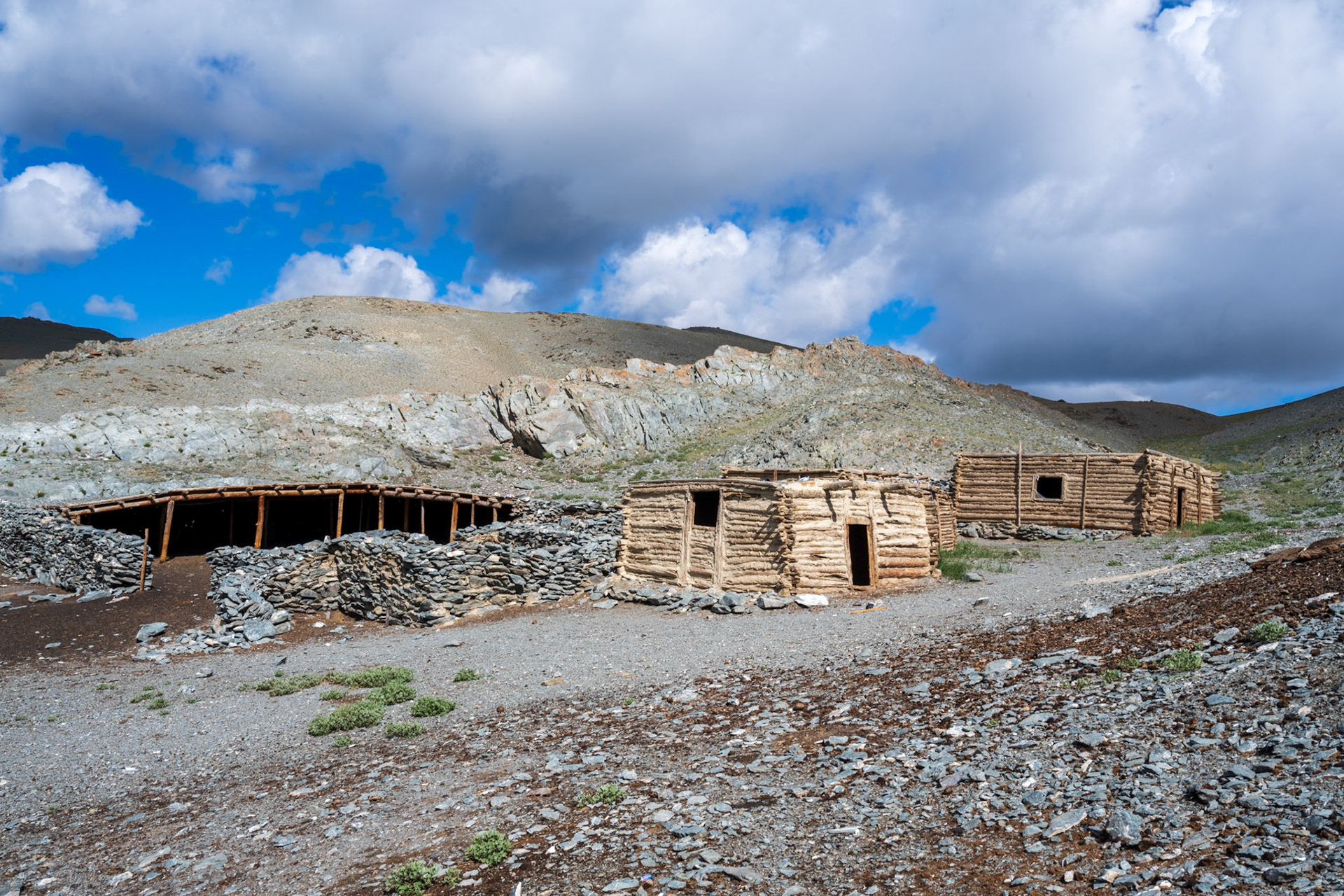 2 homes and a corral for animals. There were tons of sheep poo and bones as well, but nobody around.