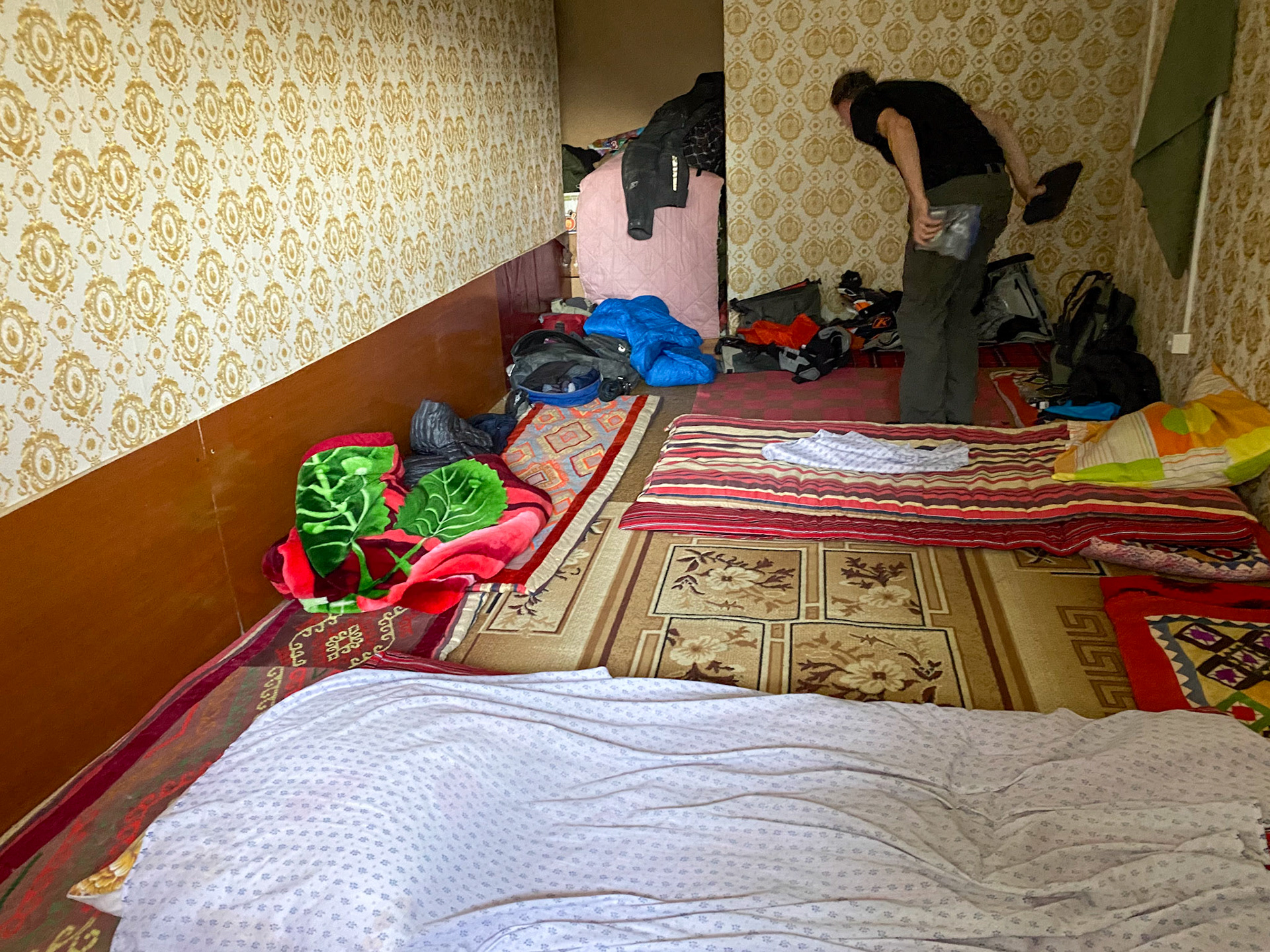 The deeper we travel into the Pamir the more basic the room and beds become 🙂