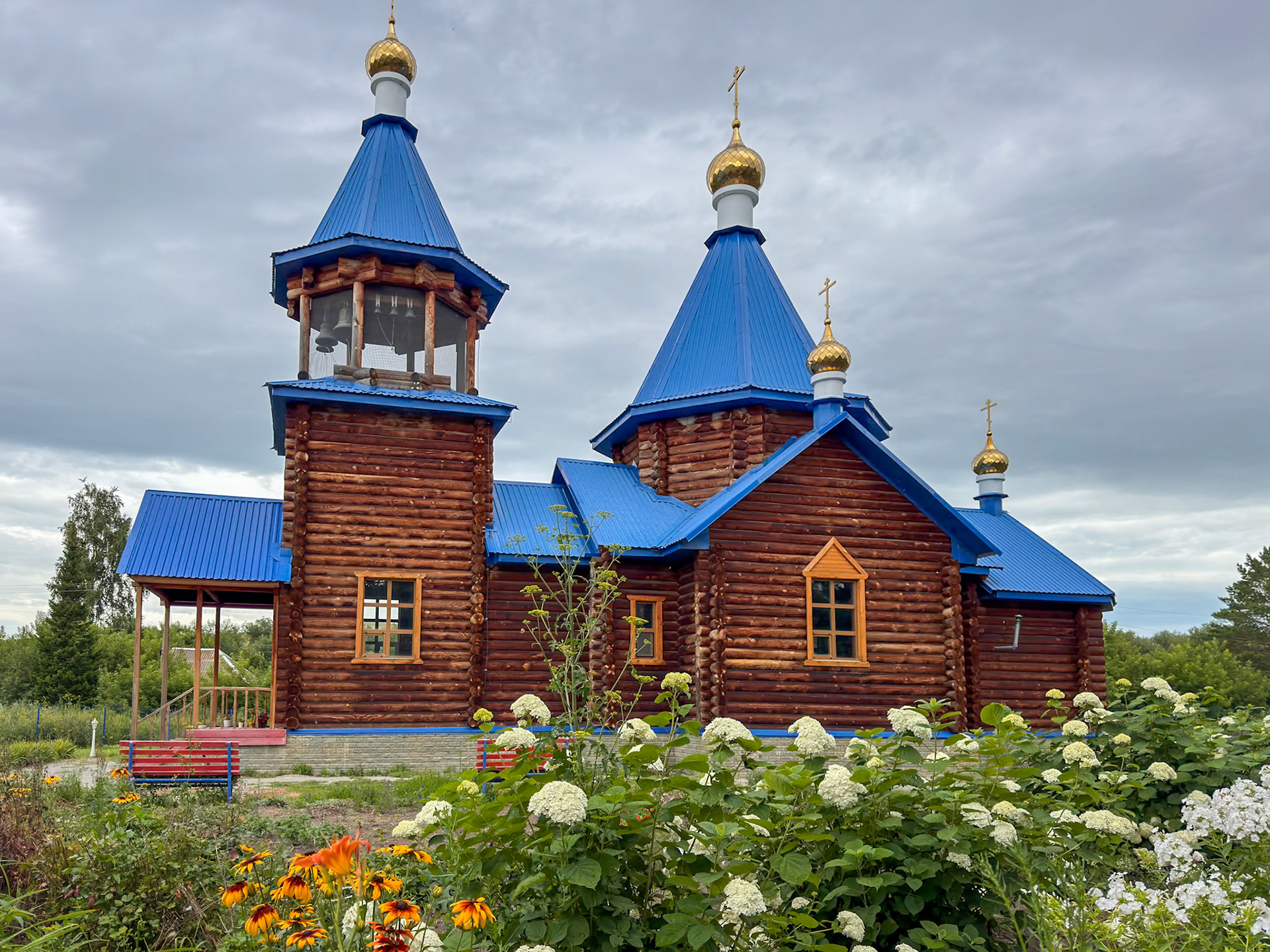 Local style church