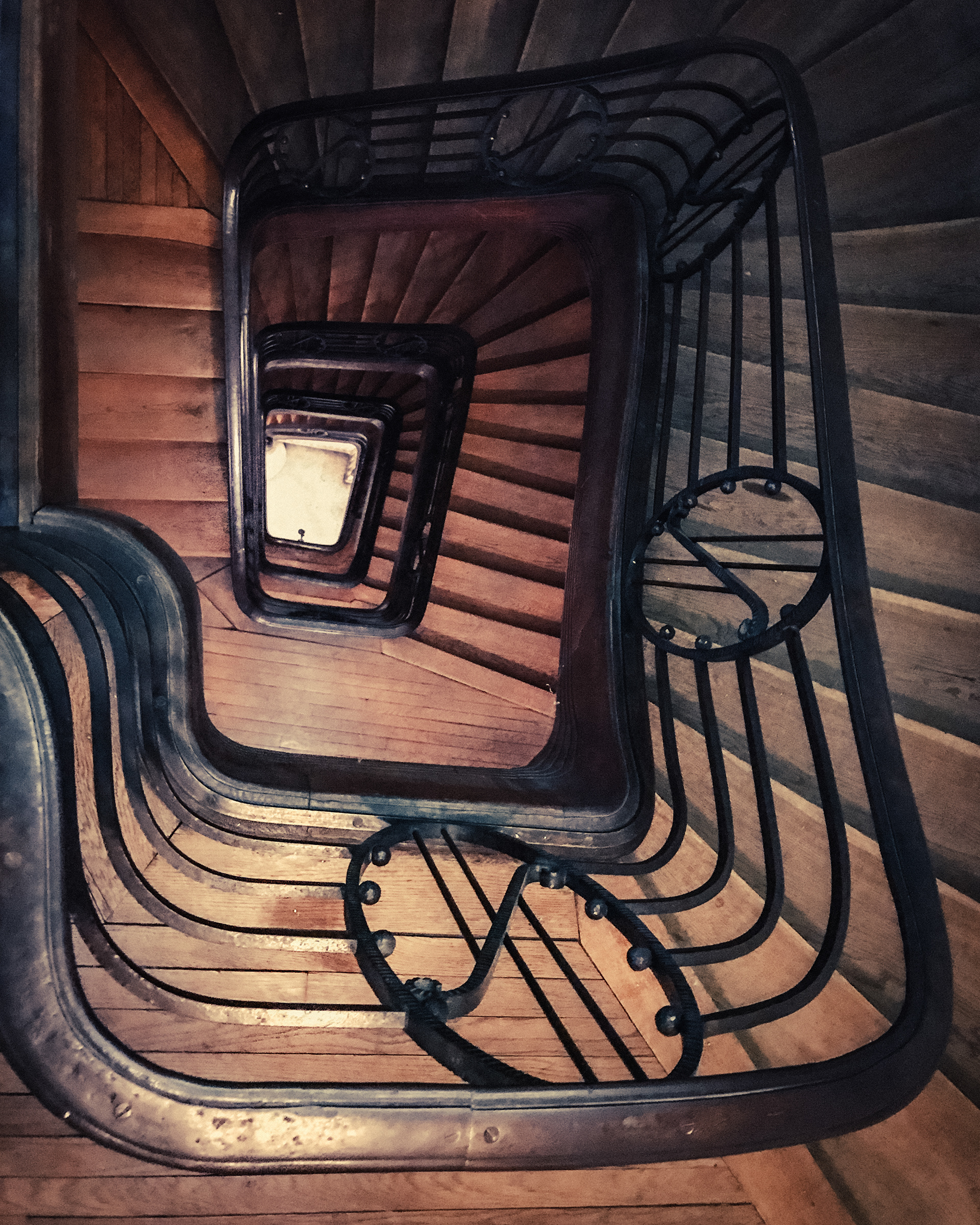 Print on metal - 2017 - Stairwell - Reims, France