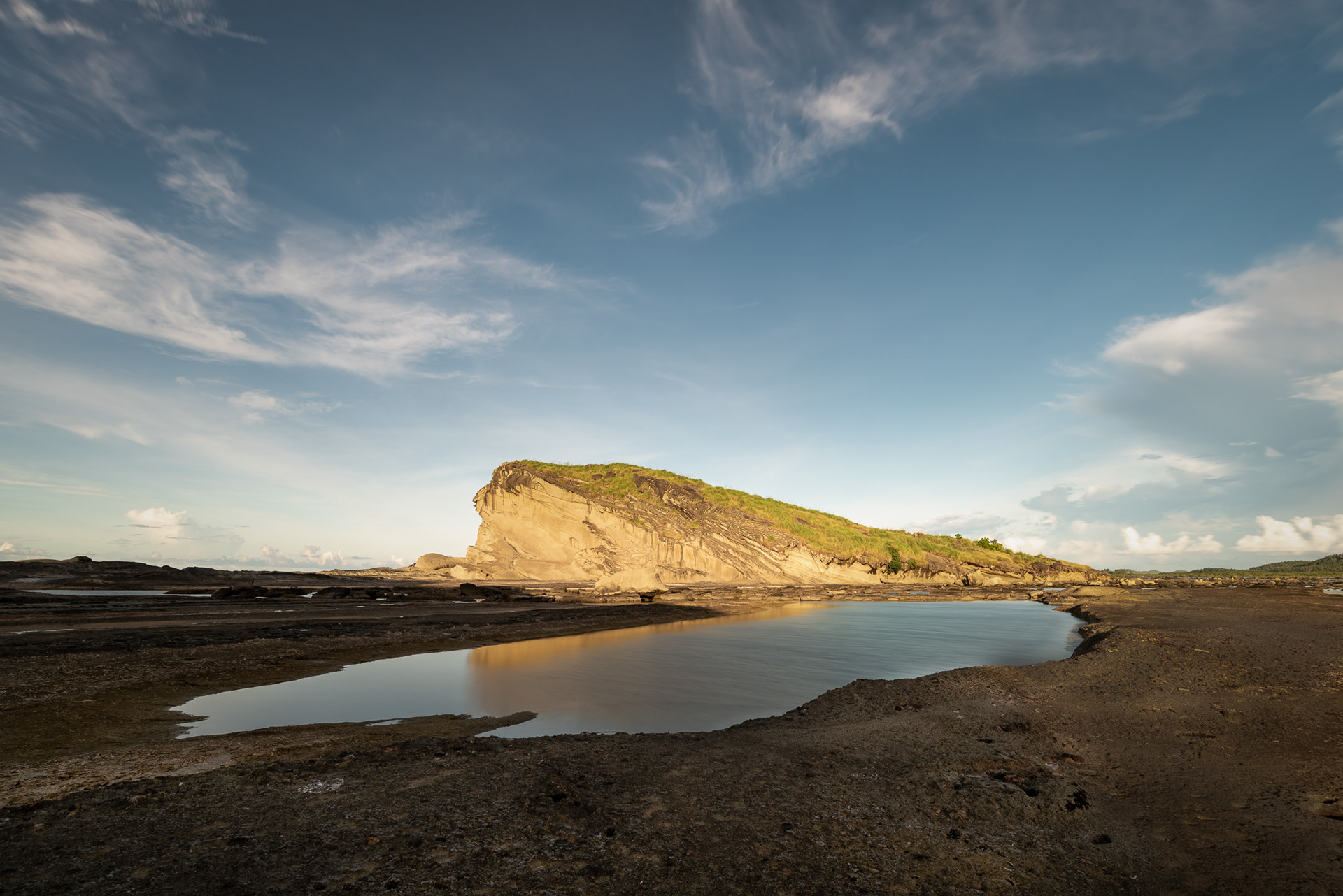 Magsapad Rock Formation (VIN1876)