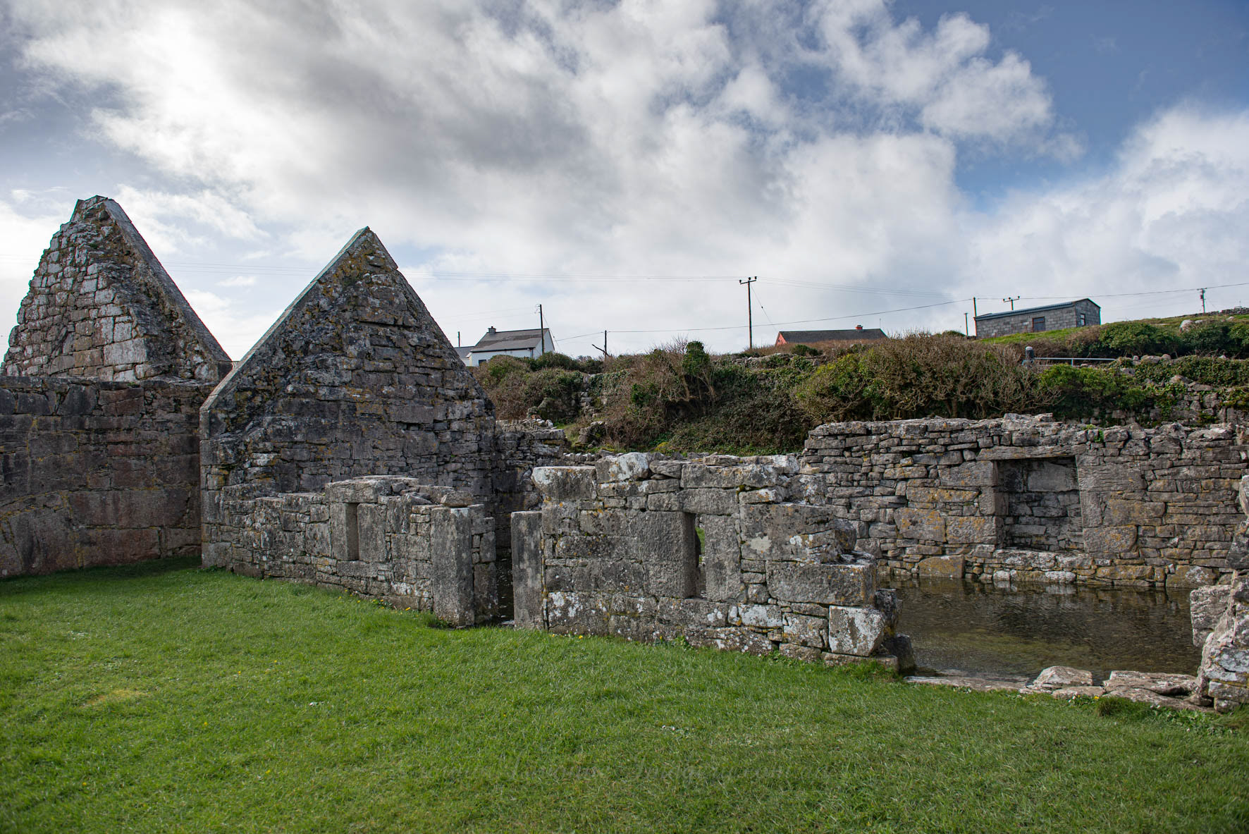 Na Seacht dTeampaill - The Seven Churches