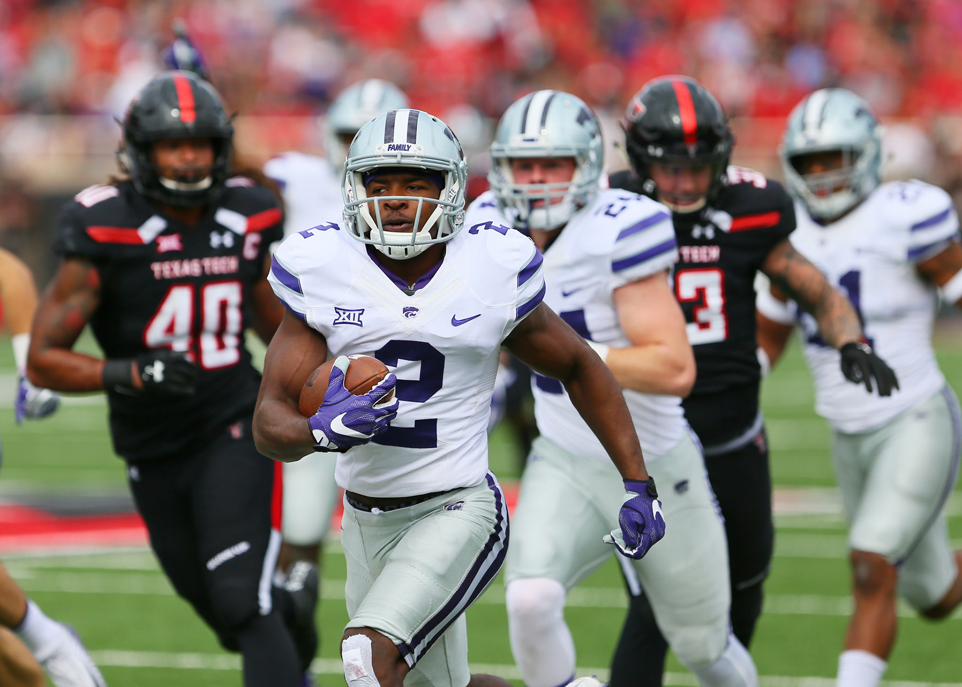 LUBBOCK, TX - NOVEMBER 04: Kansas State defensive back D.J. Reed (2) returns a punt during the Texas Tech Raider's 42-35 loss to the Kansas State Wildcats on November 4, 2017 at Jones AT&amp;T Stadium in Lubbock, TX. (Photo by Sam Grenadier/Icon Sportswire)