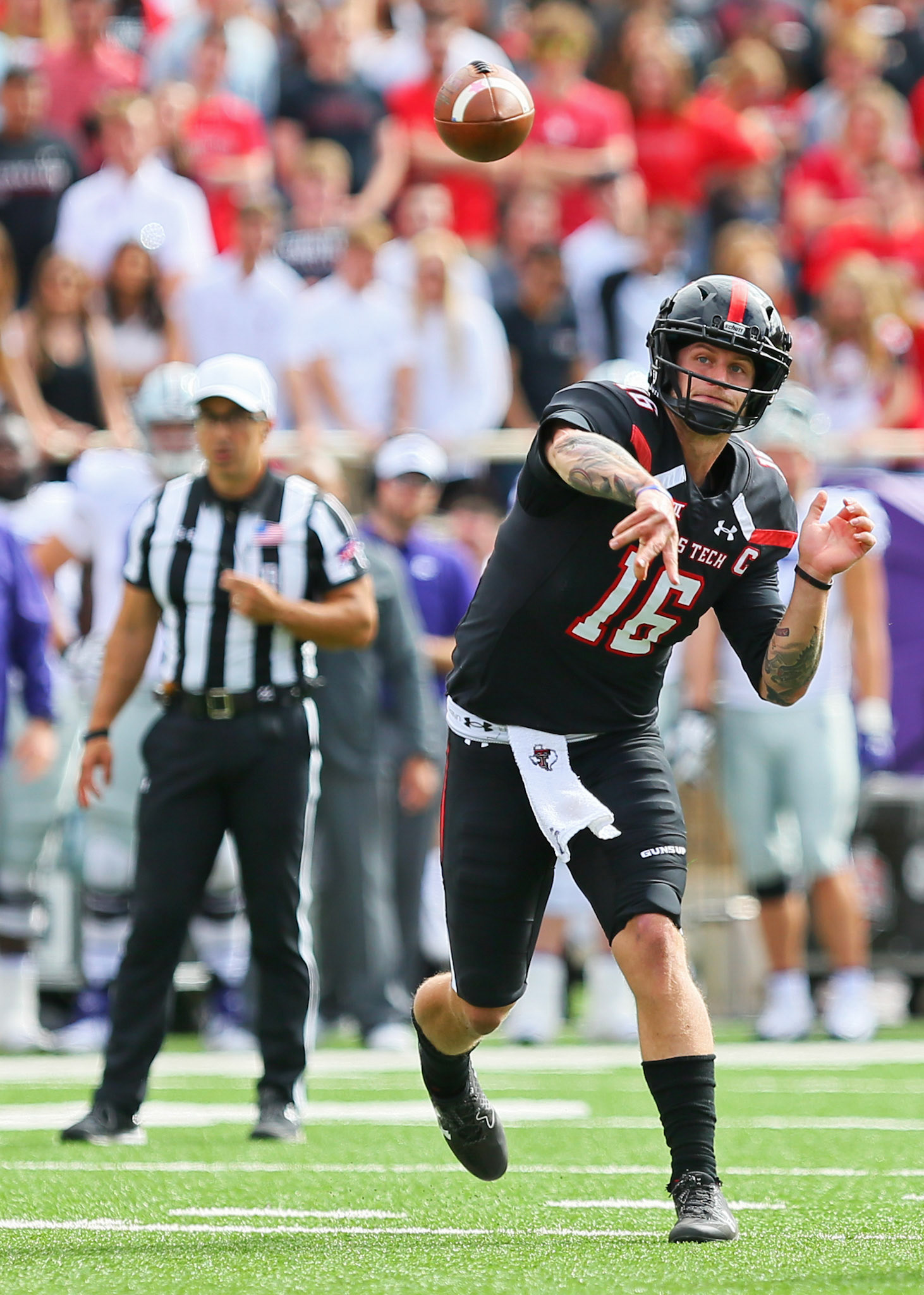 LUBBOCK, TX - NOVEMBER 04: Texas Tech quarterback Nic Shimonek (16) throws the ball during the Texas Tech Raider's 42-35 loss to the Kansas State Wildcats on November 4, 2017 at Jones AT&amp;T Stadium in Lubbock, TX. (Photo by Sam Grenadier/Icon Sportswire)