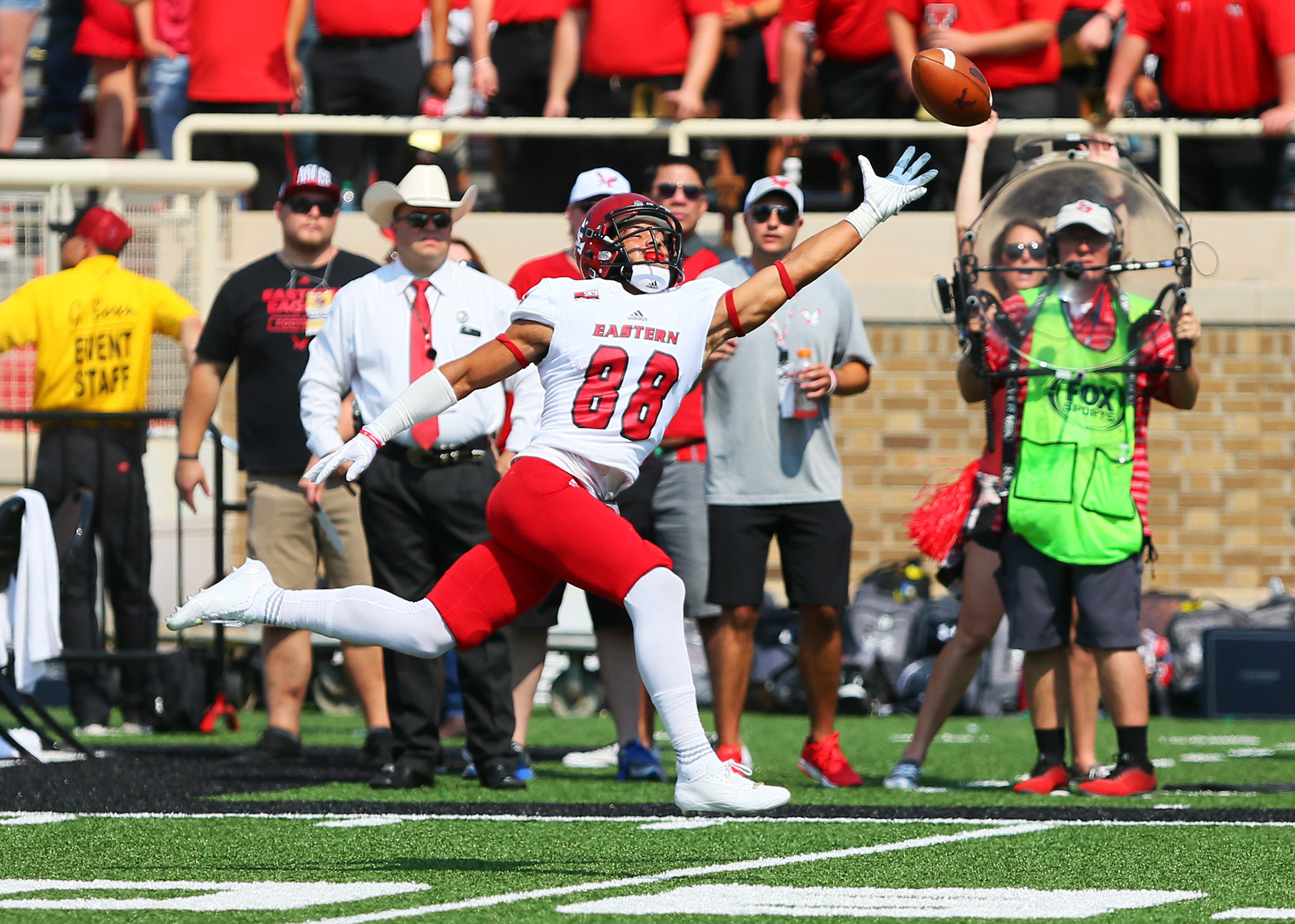 LUBBOCK, TX - SEPTEMBER 02: Eastern Washington wide receiver JohnnyEdwards IV (88) reaches for a pass during the Texas Tech Raider's 56-10 victory over the Eastern Washington Eagles on September 2, 2017 at Jones AT&amp;T Stadium in Lubbock, TX. (Photo by Sam Grenadier/Icon Sportswire)