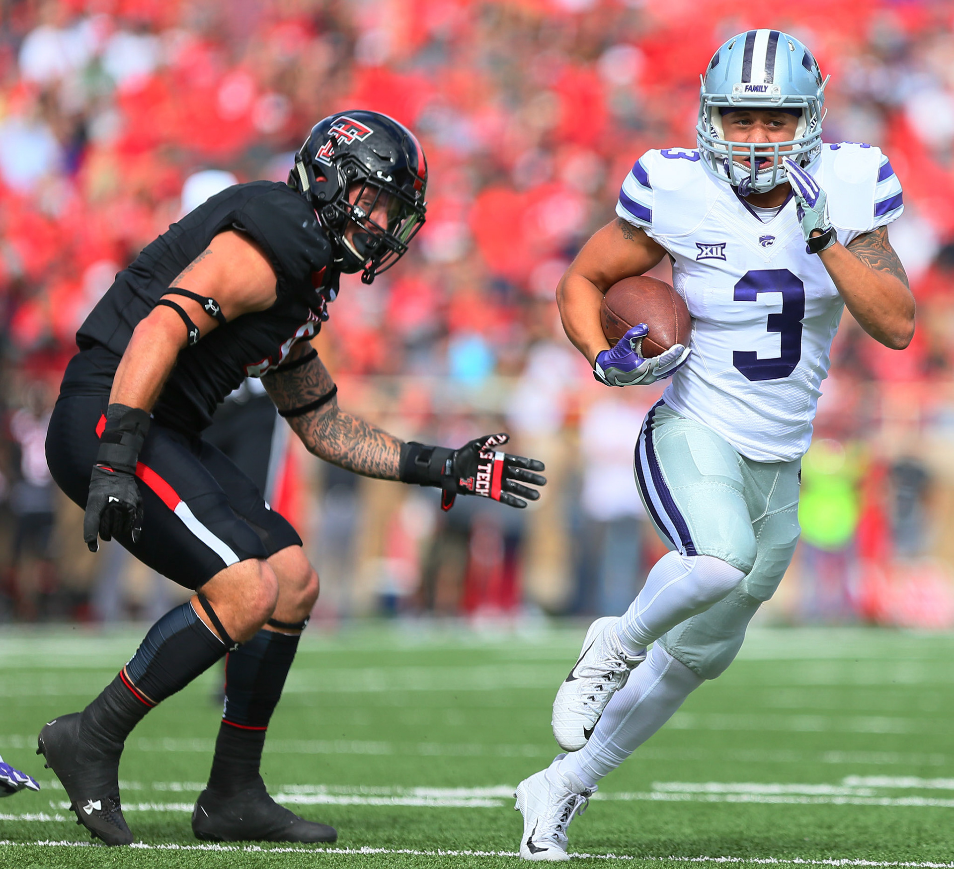 LUBBOCK, TX - NOVEMBER 04: Kansas State running back Dalvin Warmack (3)  carries the ball during the Texas Tech Raider's 42-35 loss to the Kansas State Wildcats on November 4, 2017 at Jones AT&amp;T Stadium in Lubbock, TX. (Photo by Sam Grenadier/Icon Sportswire)