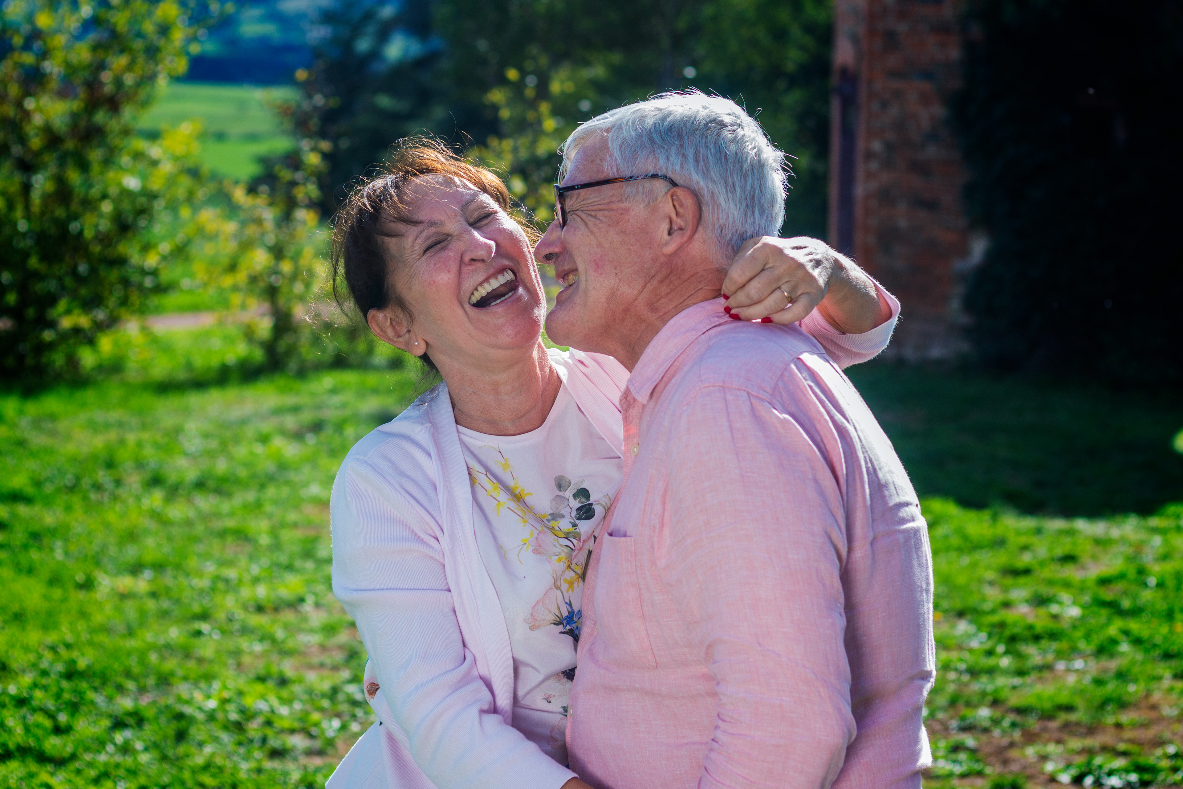 Shooting couple