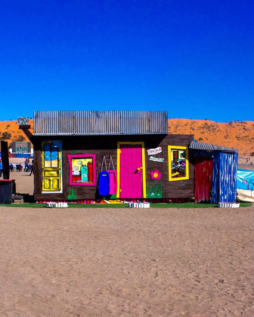 Colourful Hut - Birdsville