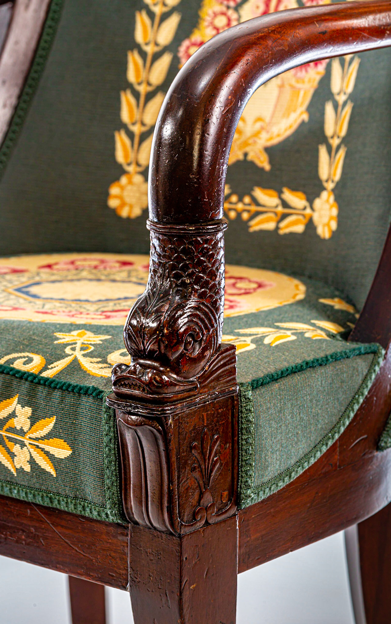 Fauteuil en Cabriolet at James Monroe Highland