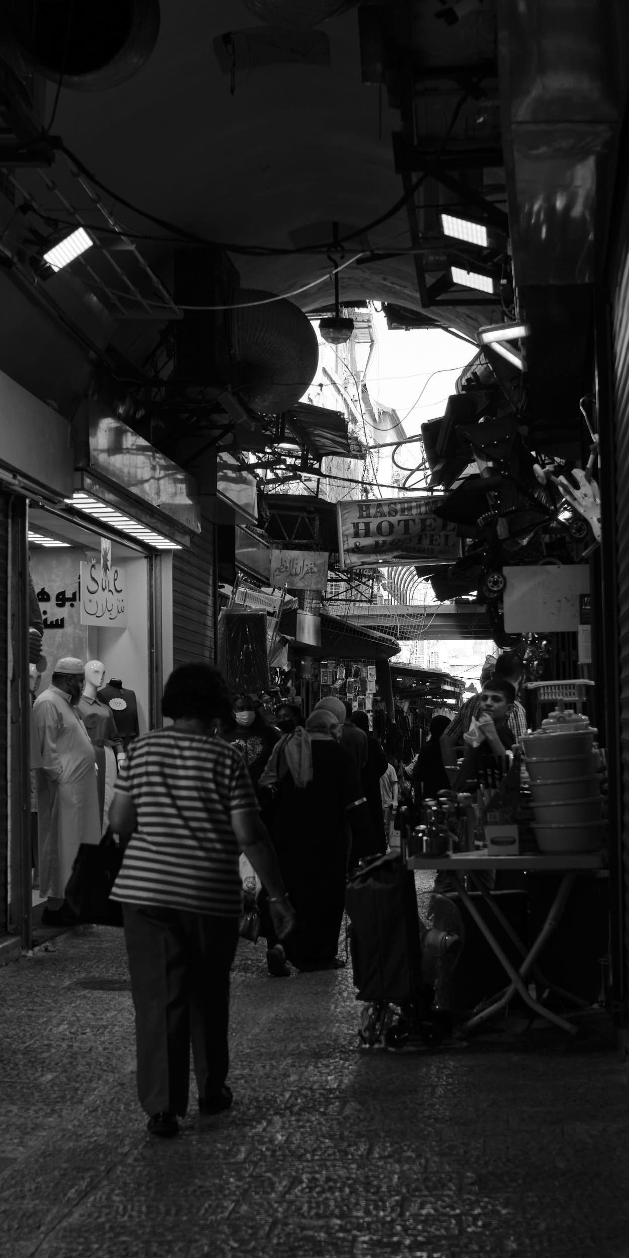 Our walk has taken us in to the Al-Zytoun El-Shafa street in the Muslim Quarter of the Old City of Jerusalem,