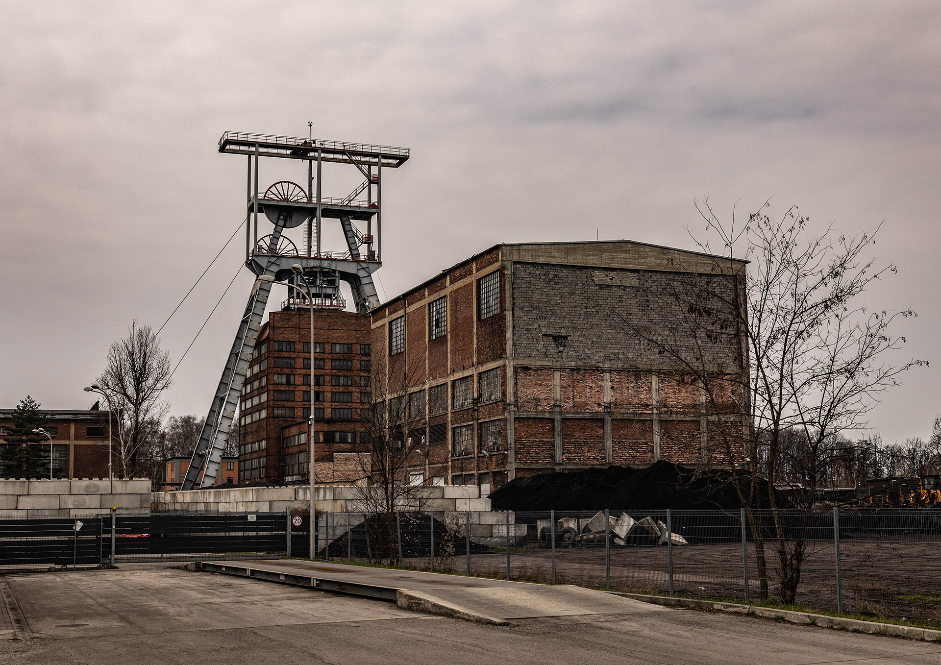 Szyb Gigant KWK Pstrowski