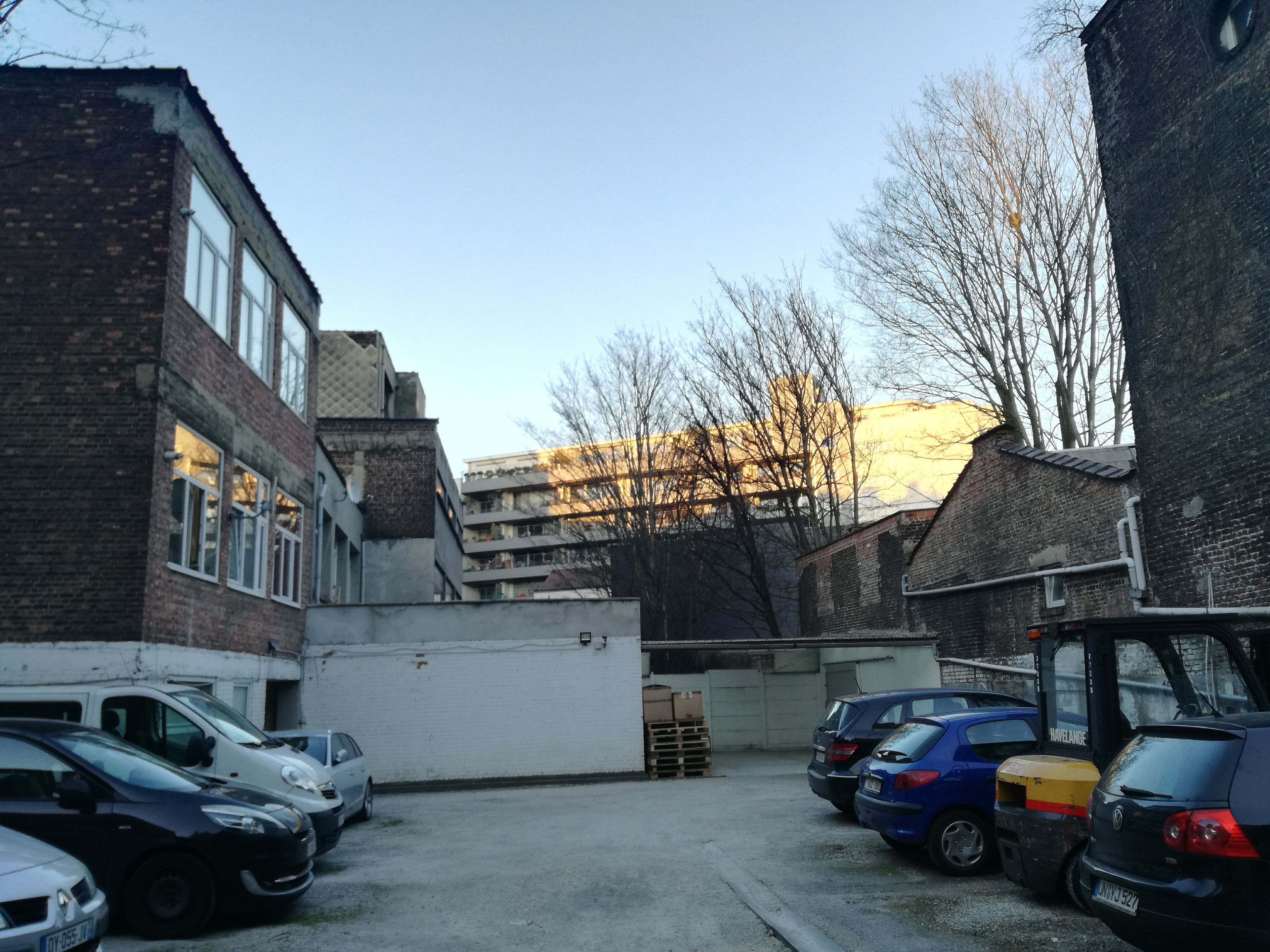 Situation existante: parking en intérieur d'îlot
