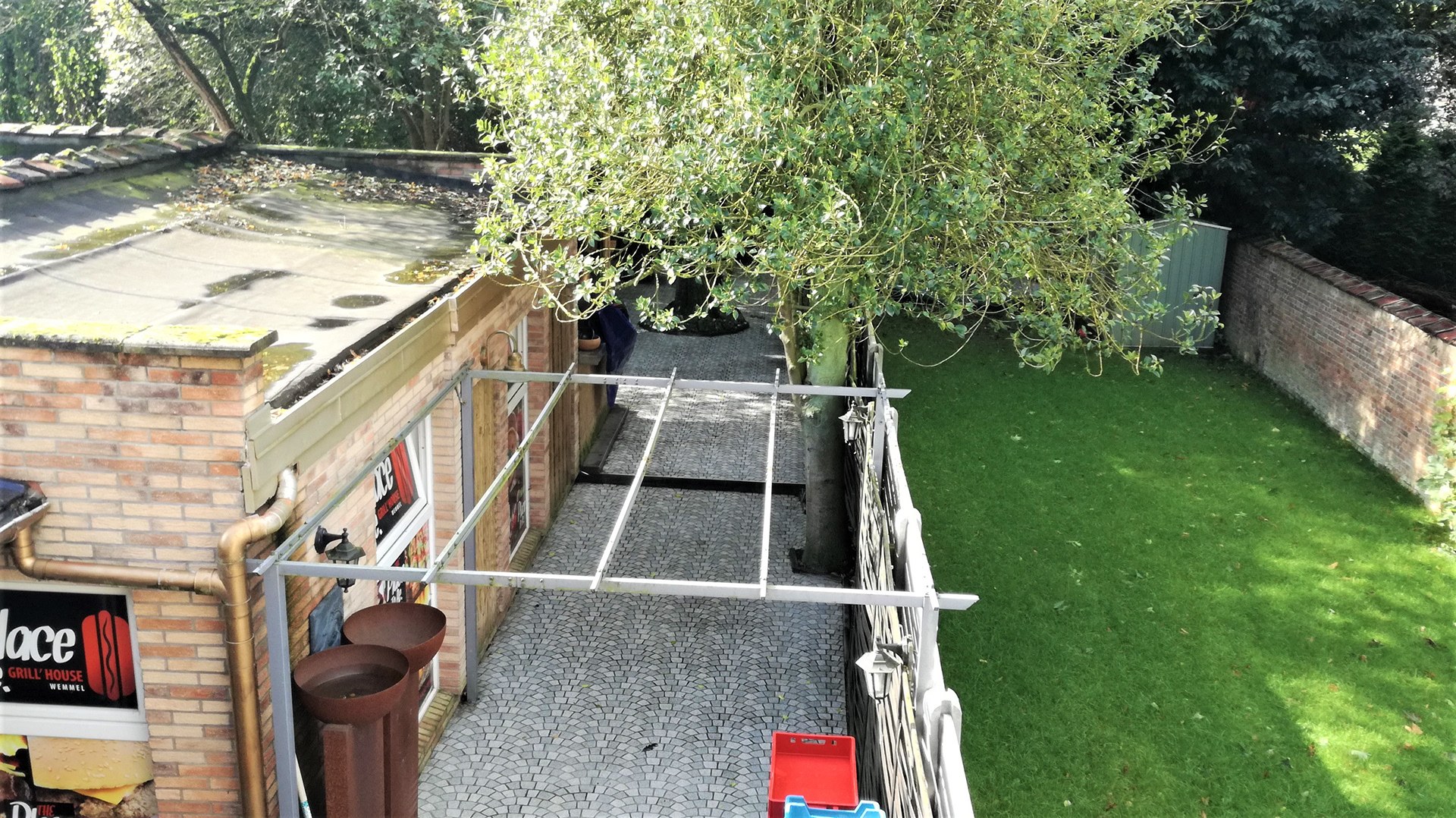 Situation existante : terrasse arrière du snack