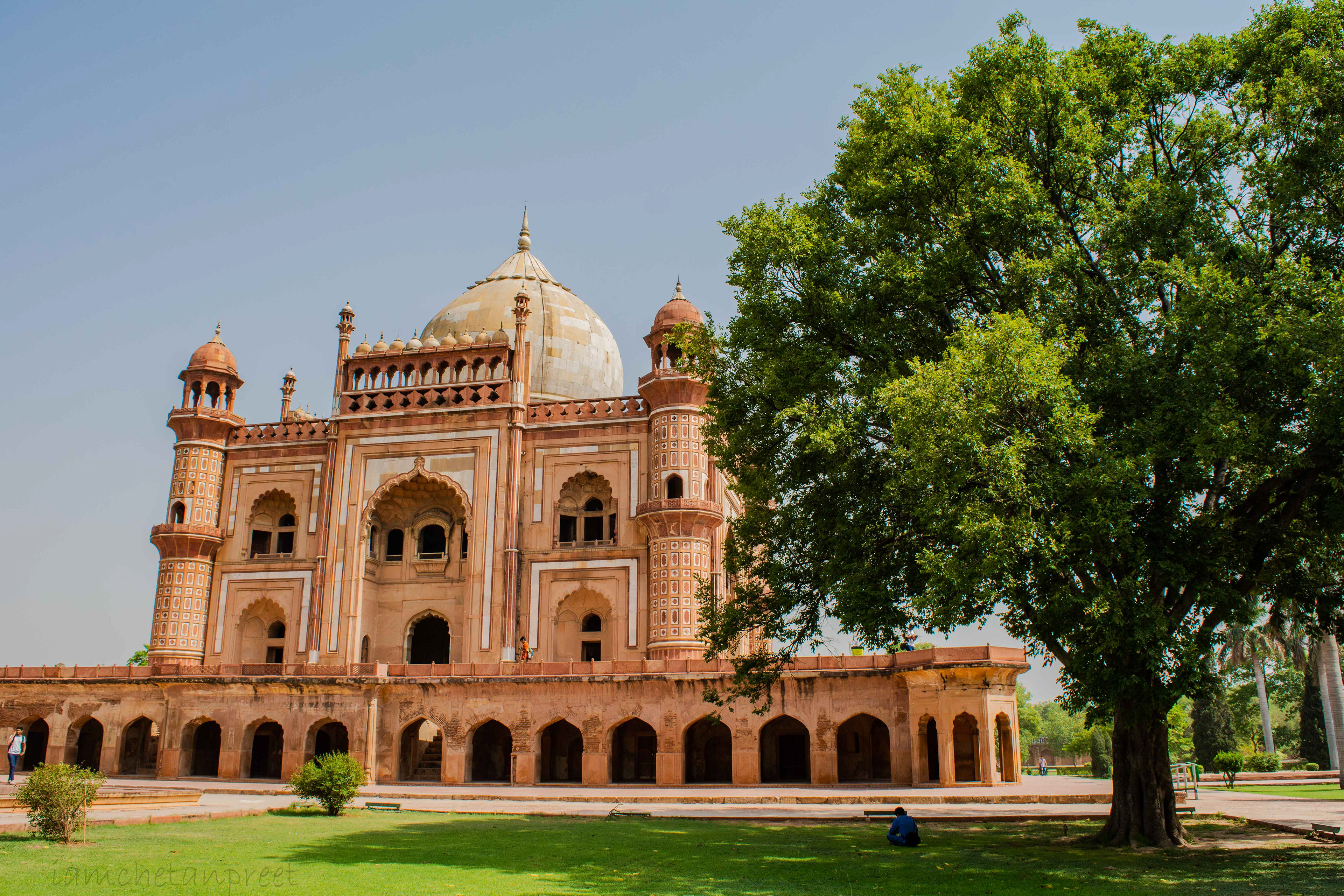 Safdarjung Tomb